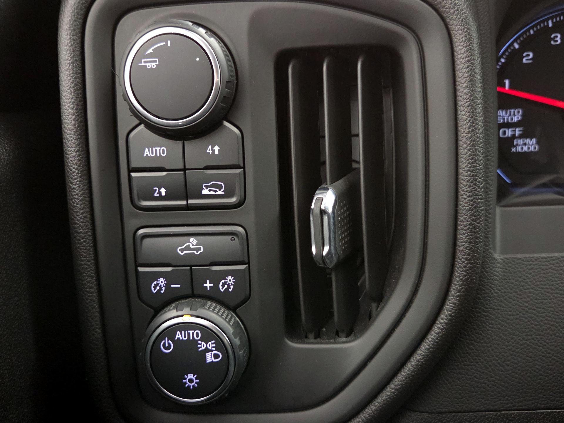 Thumbnail: 2024 Chevrolet Silverado 1500 - 13