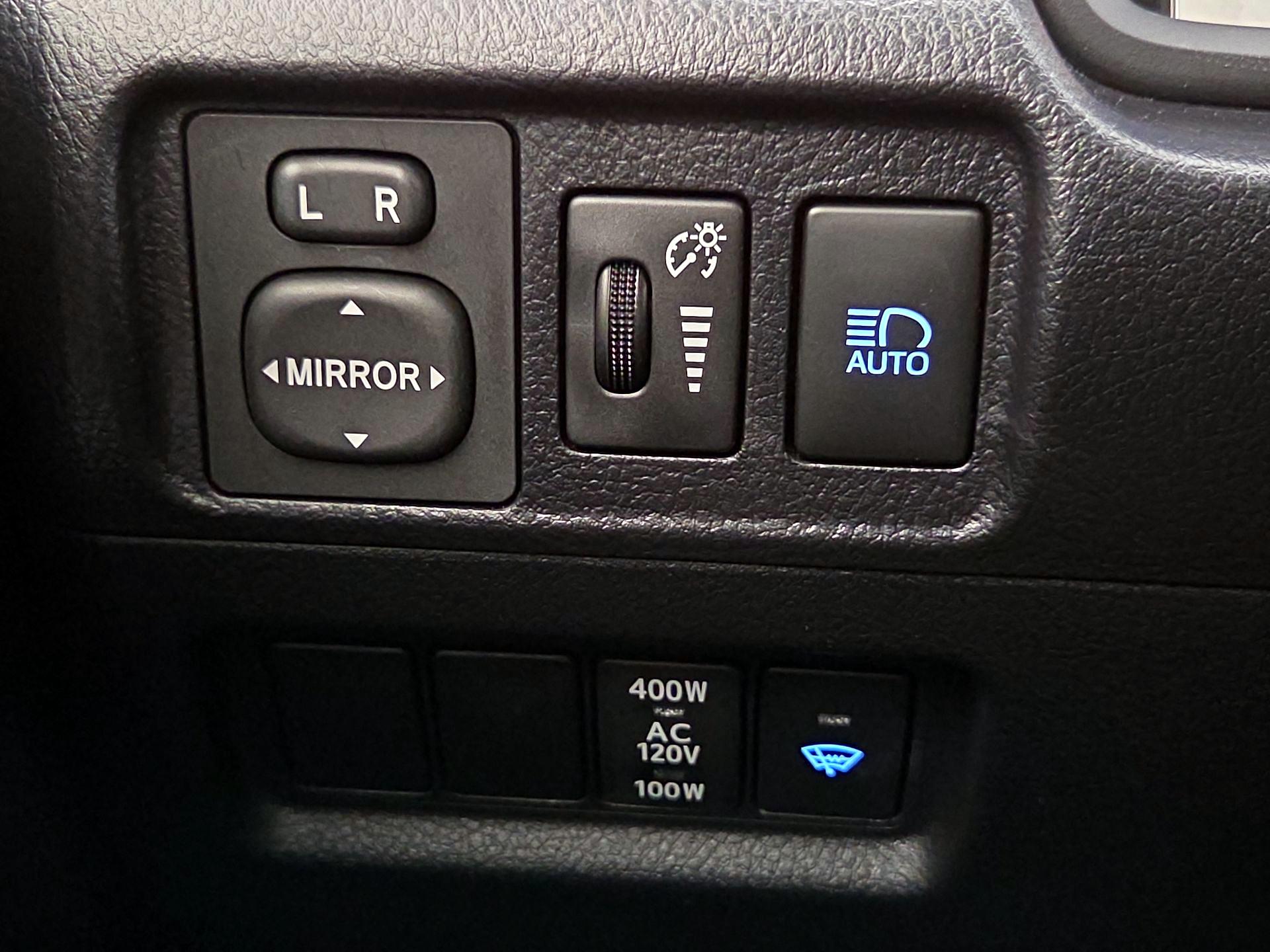 Thumbnail: 2023 Toyota 4Runner - 13