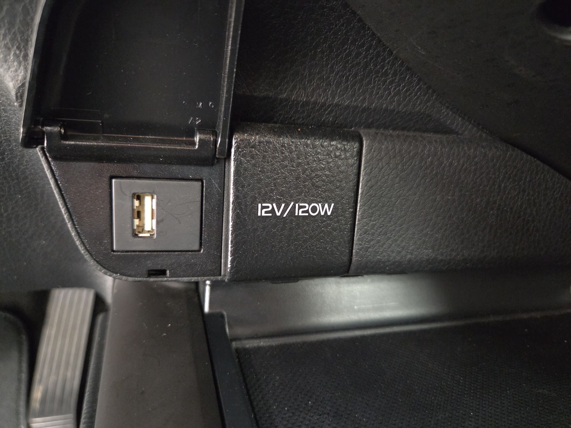 Thumbnail: 2023 Toyota Camry - 18