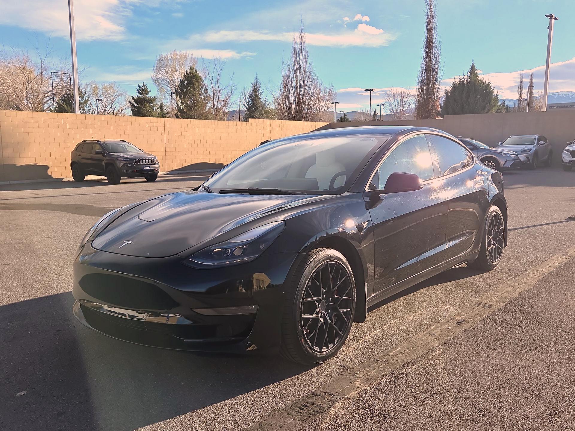 Thumbnail: 2022 Tesla Model 3 - 3