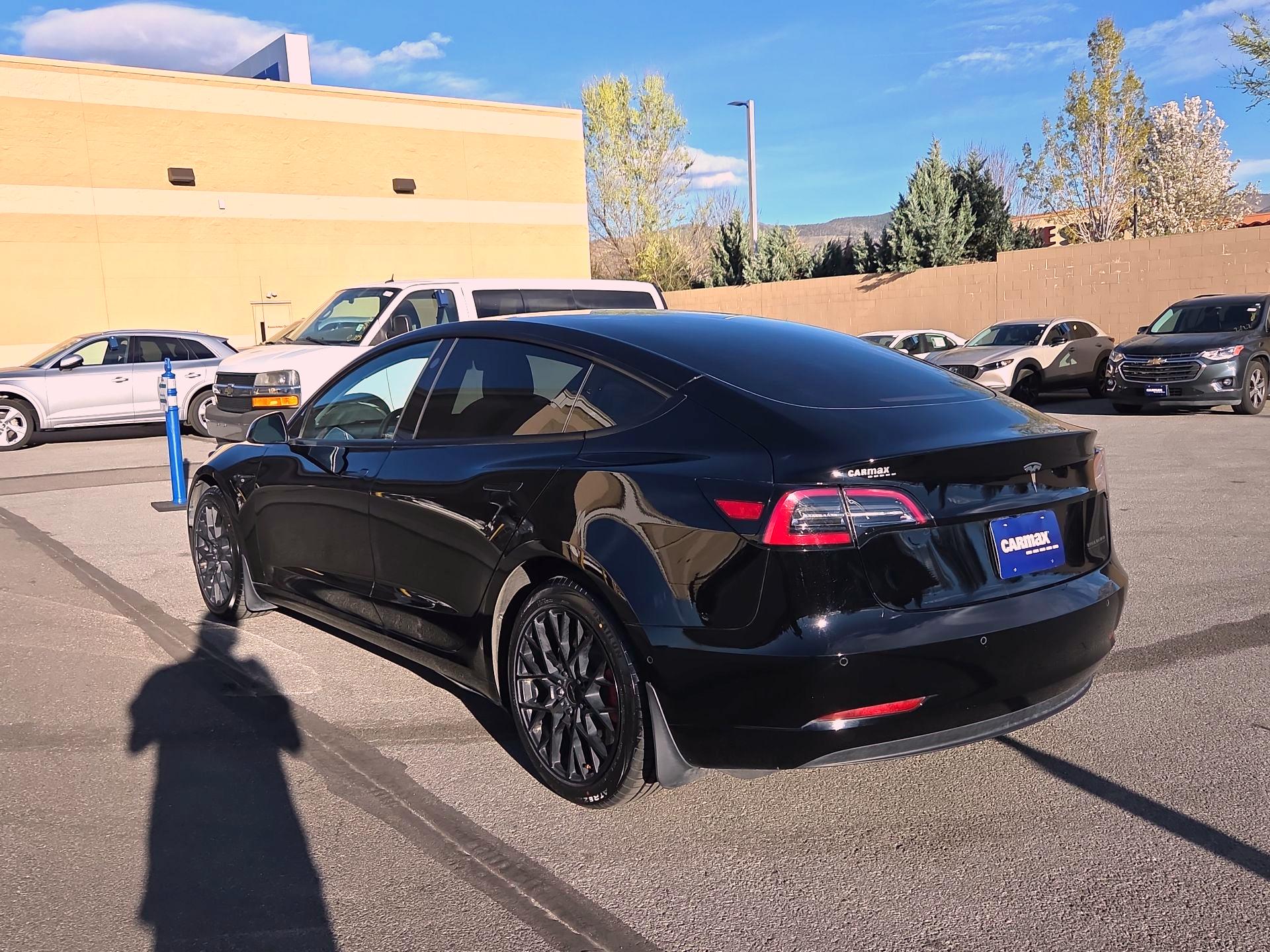 Thumbnail: 2022 Tesla Model 3 - 7