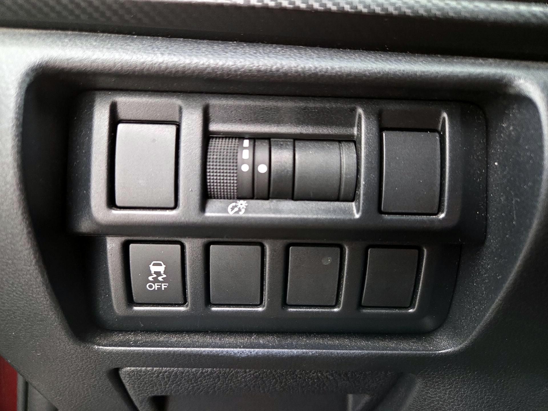 Thumbnail: 2018 Subaru Crosstrek - 13