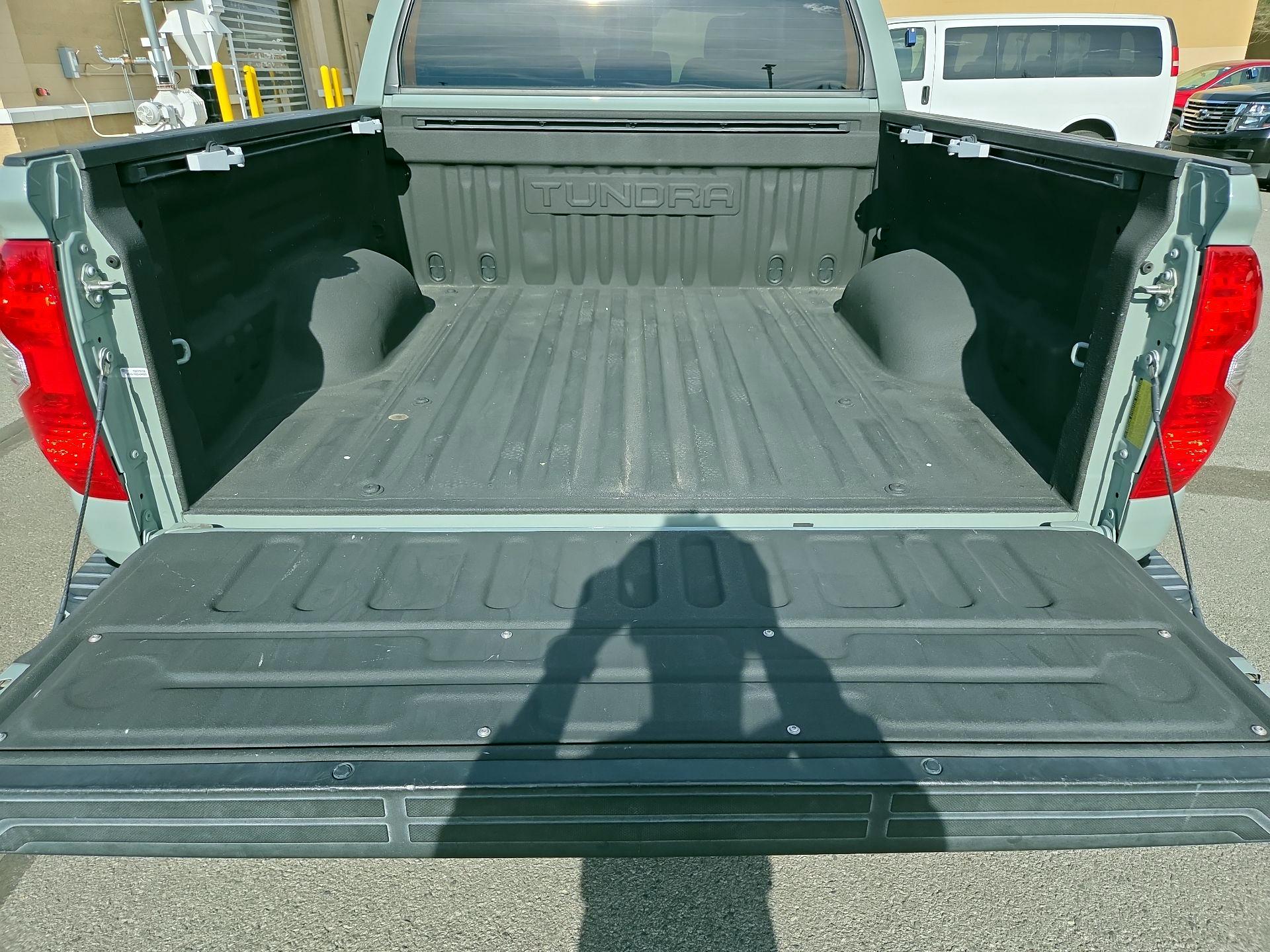 Thumbnail: 2021 Toyota Tundra - 20