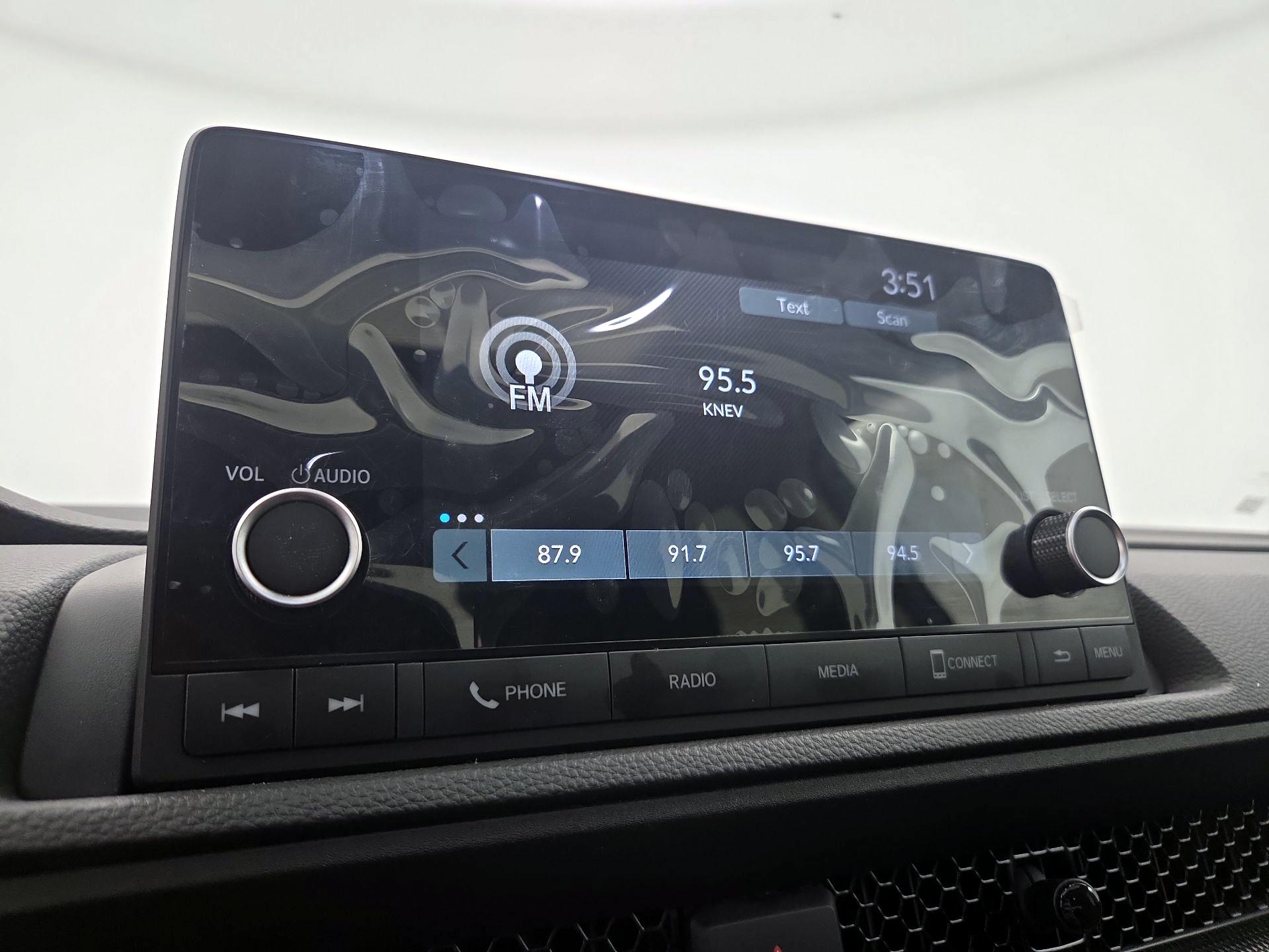 Thumbnail: 2023 Honda CR-V - 15