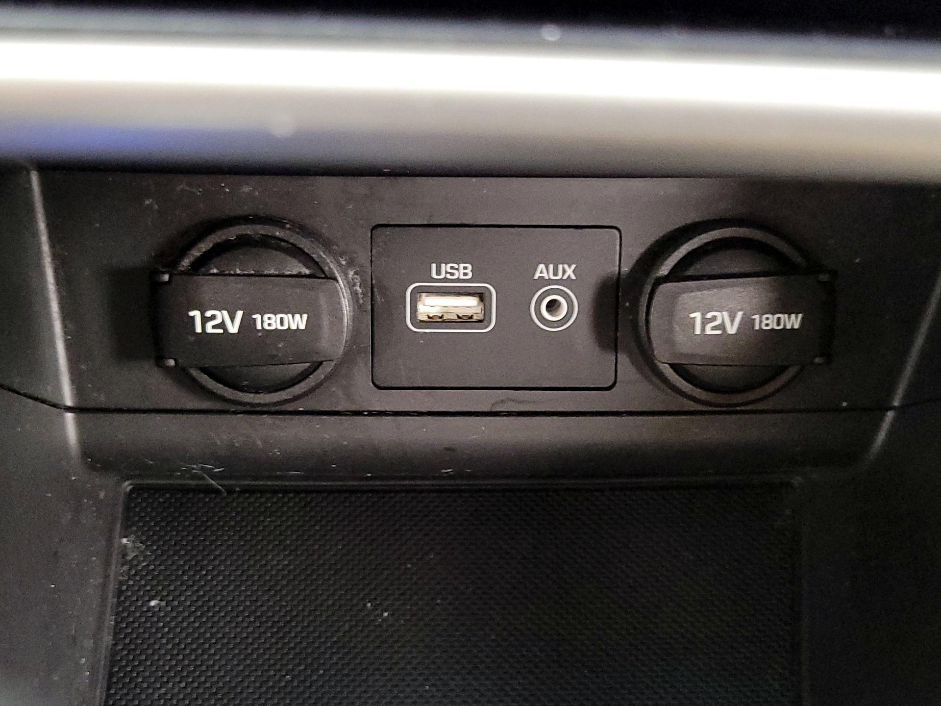 Thumbnail: 2017 Hyundai Sonata - 18