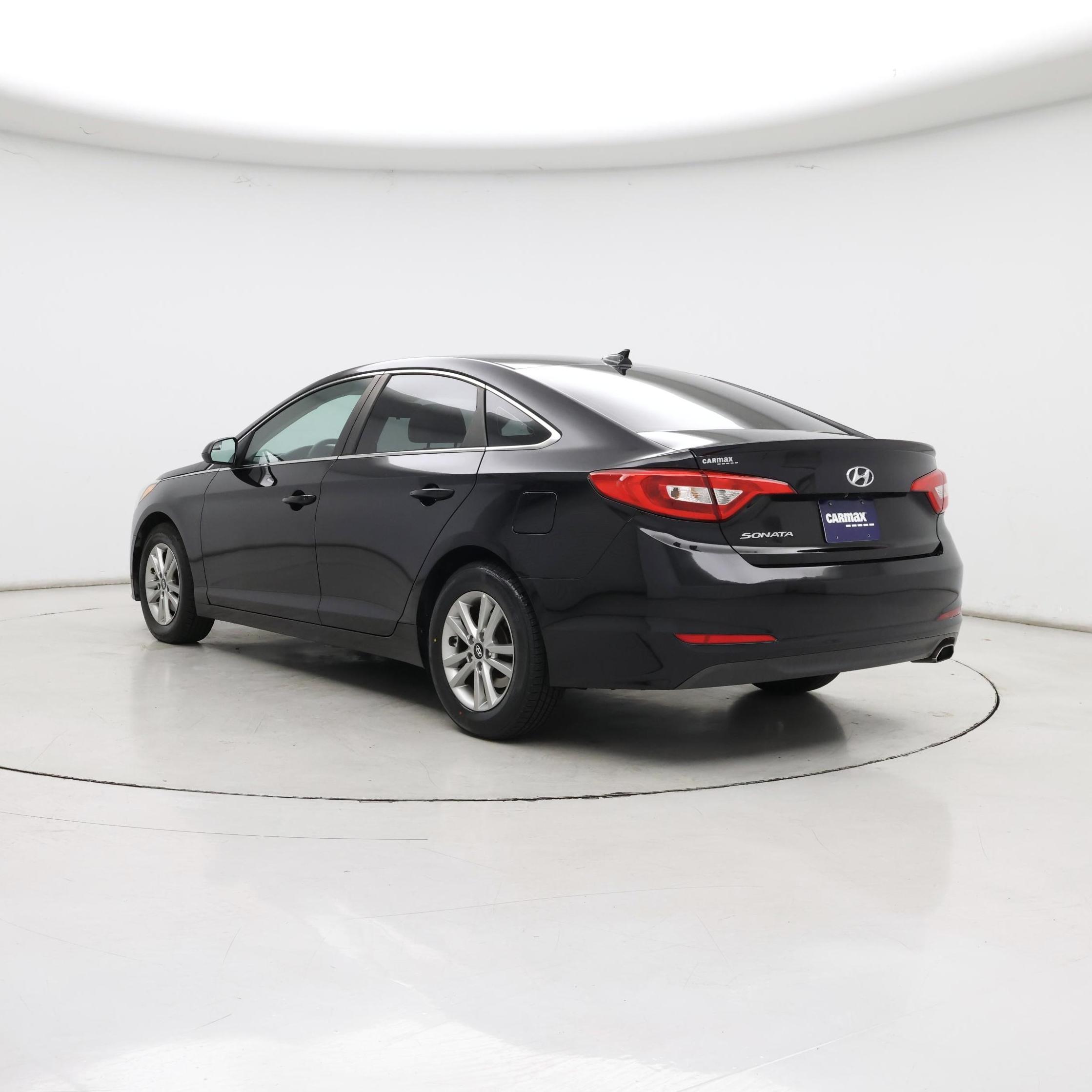 Thumbnail: 2017 Hyundai Sonata - 2