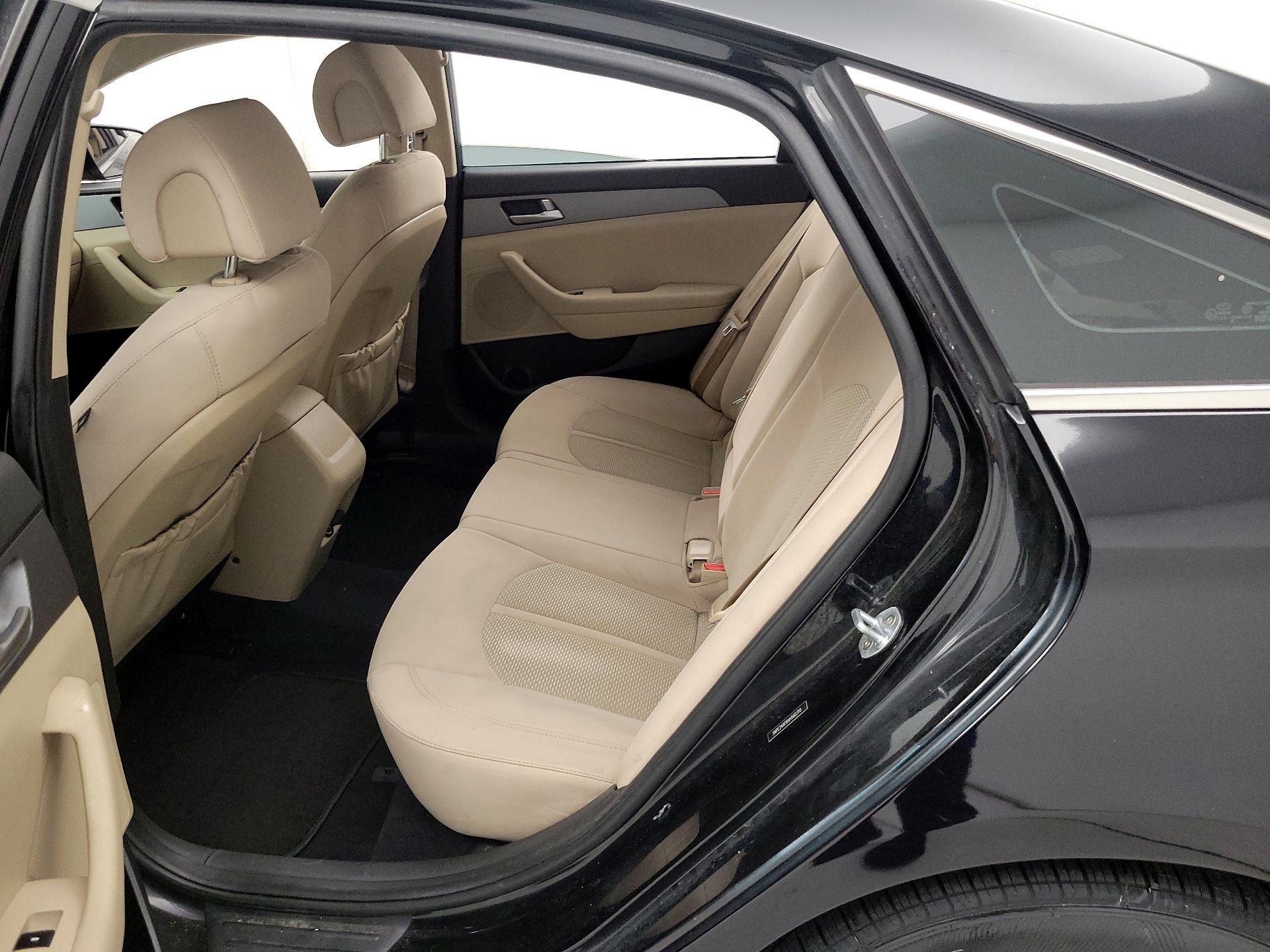 Thumbnail: 2017 Hyundai Sonata - 19