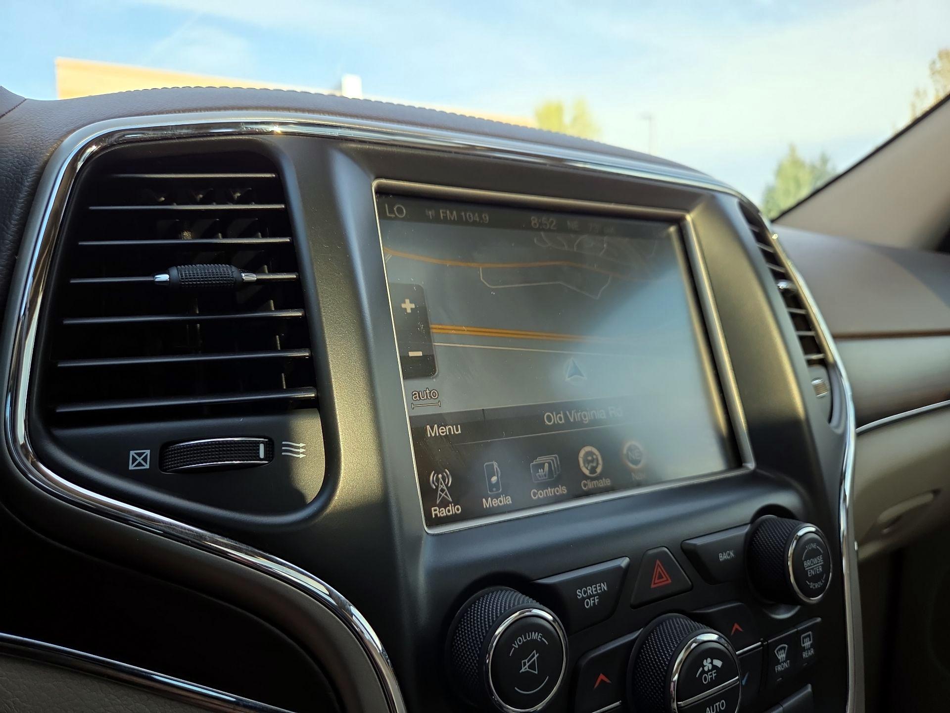 Thumbnail: 2014 Jeep Grand Cherokee - 12