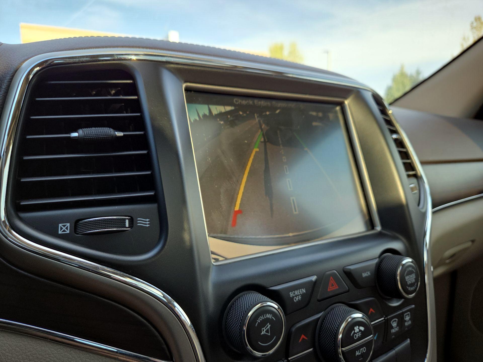 Thumbnail: 2014 Jeep Grand Cherokee - 13