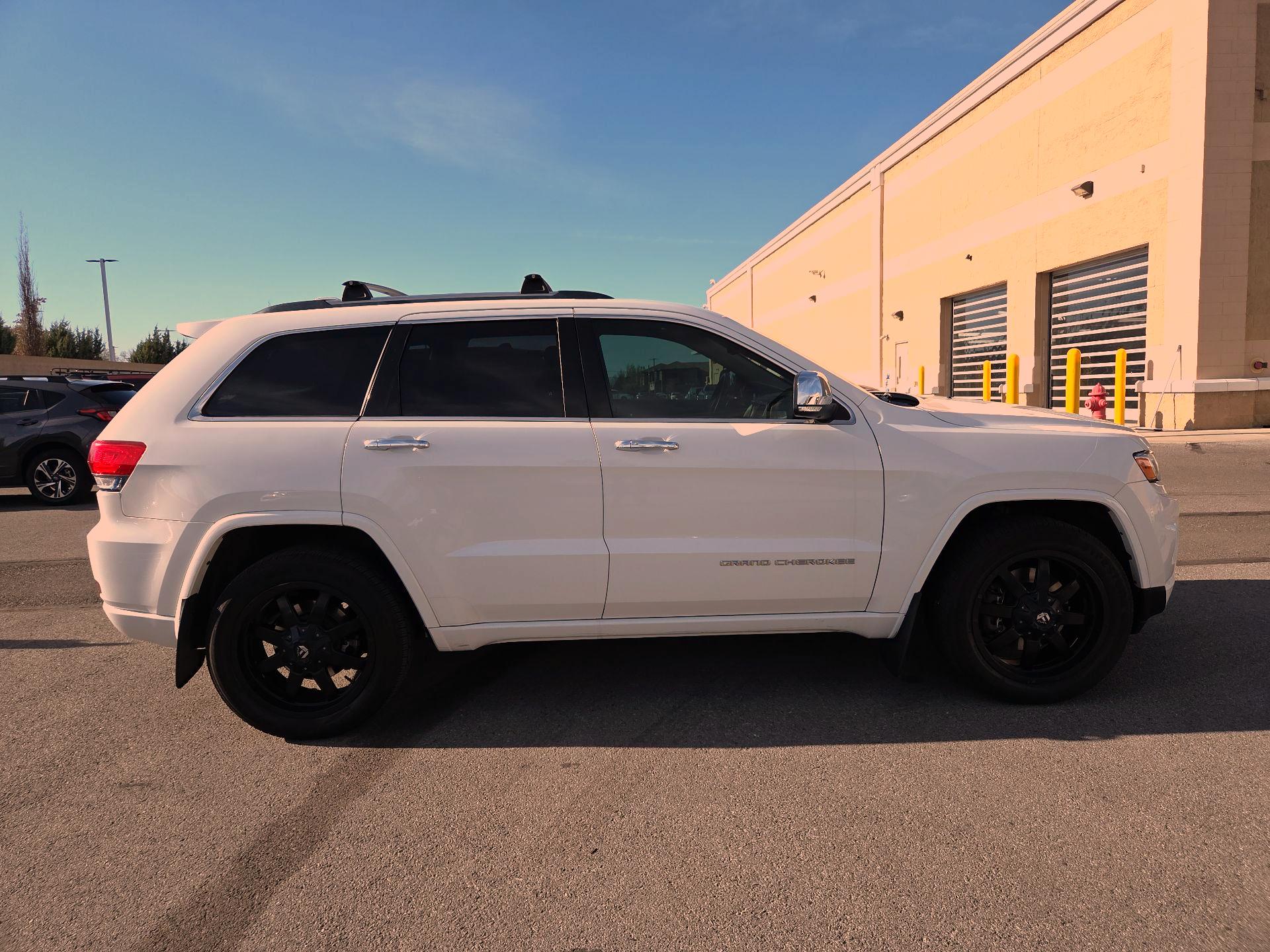 Thumbnail: 2014 Jeep Grand Cherokee - 4