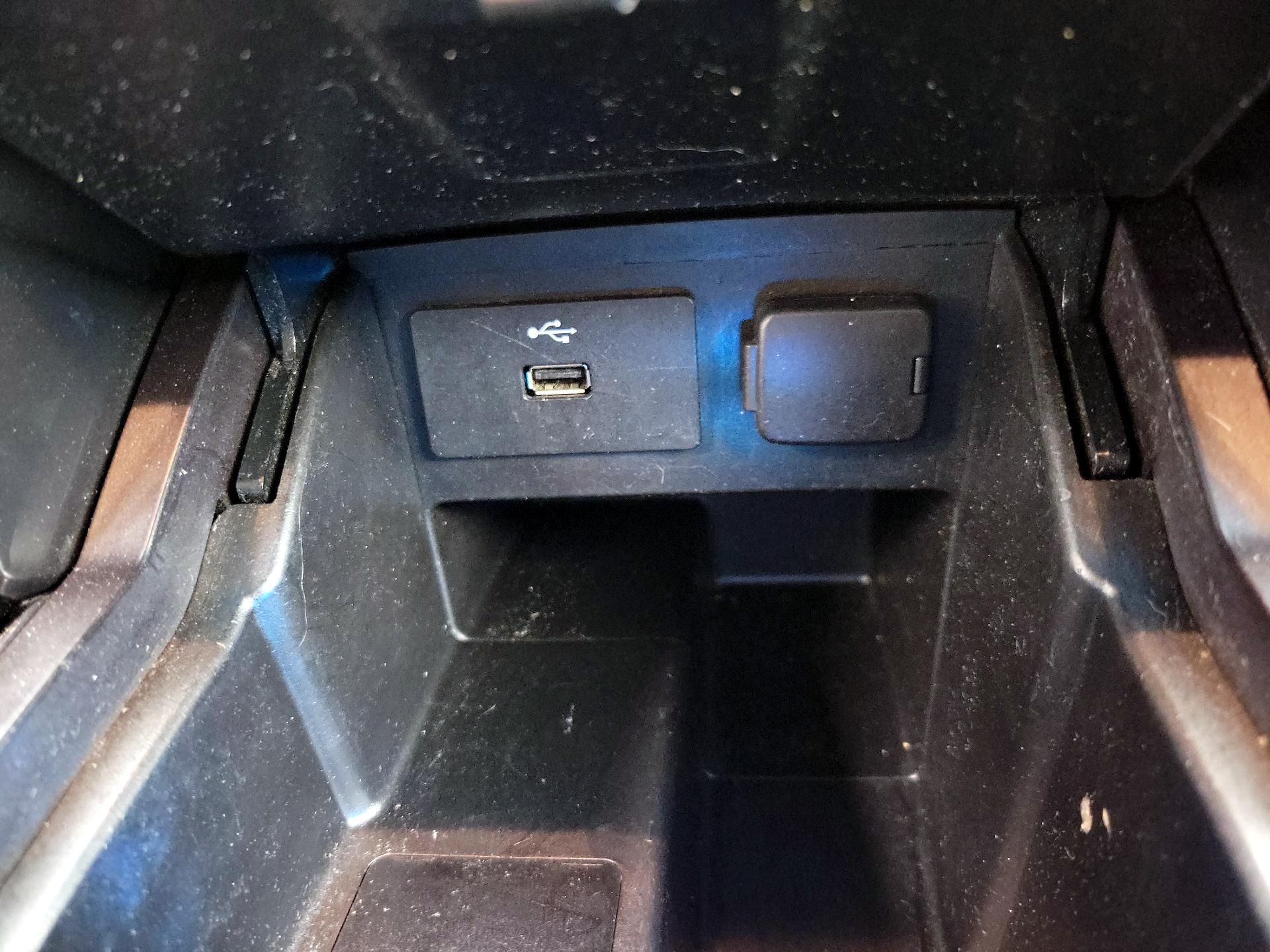 Thumbnail: 2018 Ford Explorer - 18