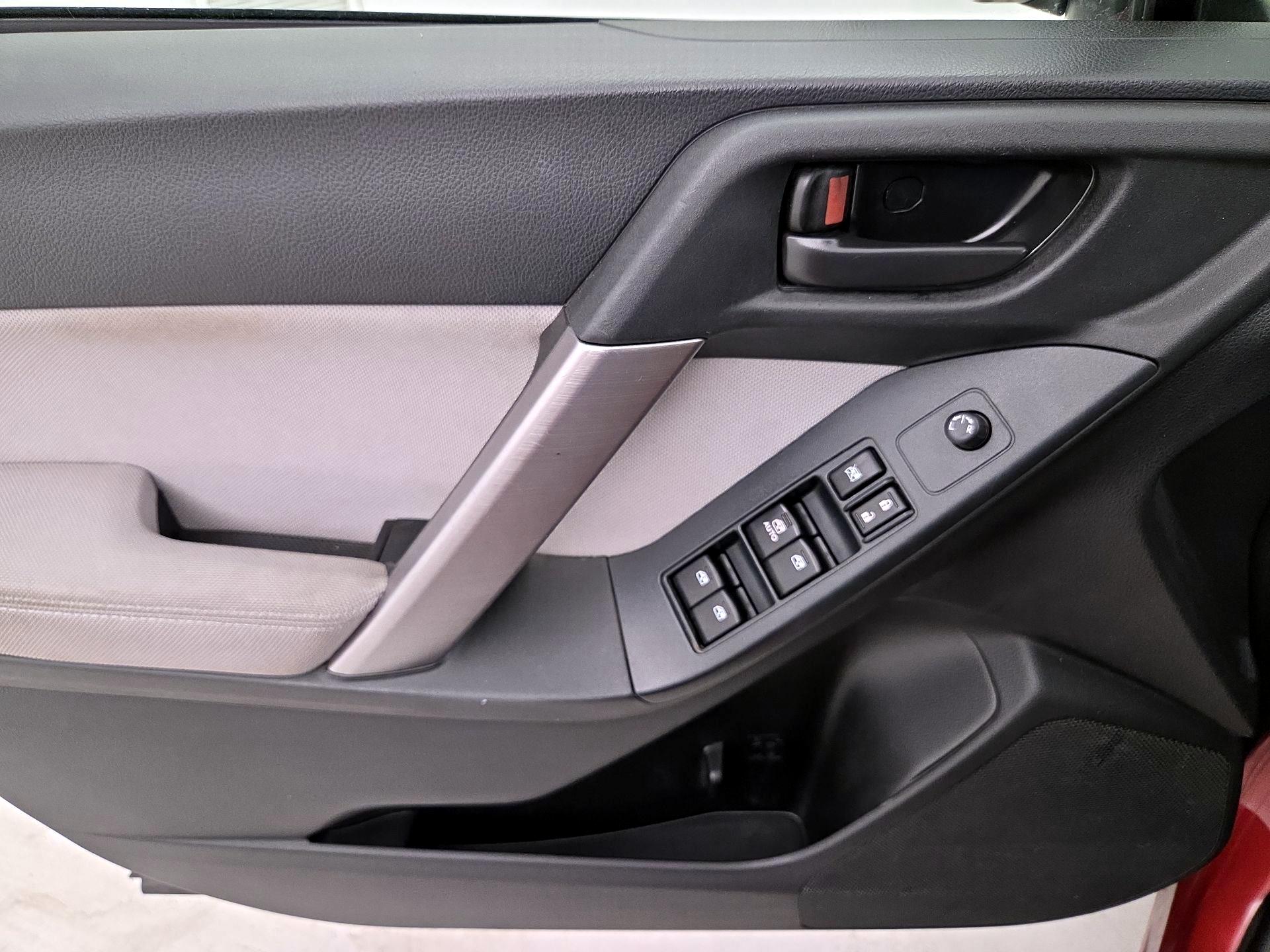 Thumbnail: 2016 Subaru Forester - 12