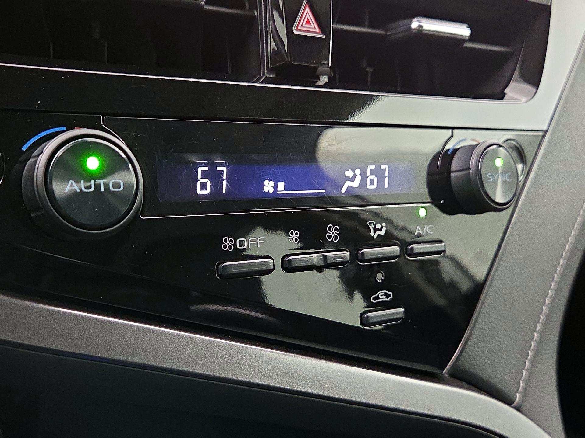 Thumbnail: 2023 Toyota Camry - 16