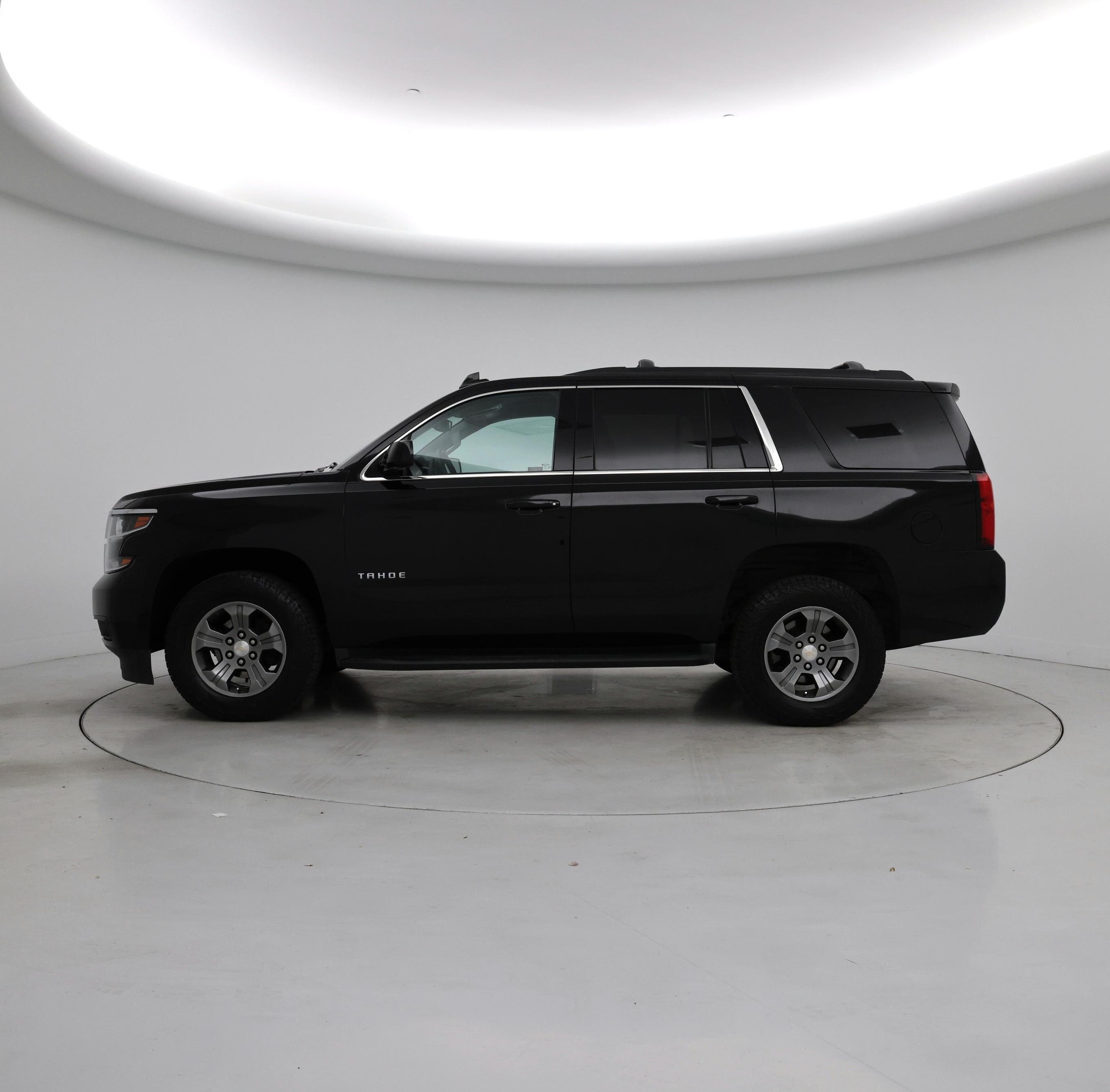 Thumbnail: 2020 Chevrolet Tahoe - 3