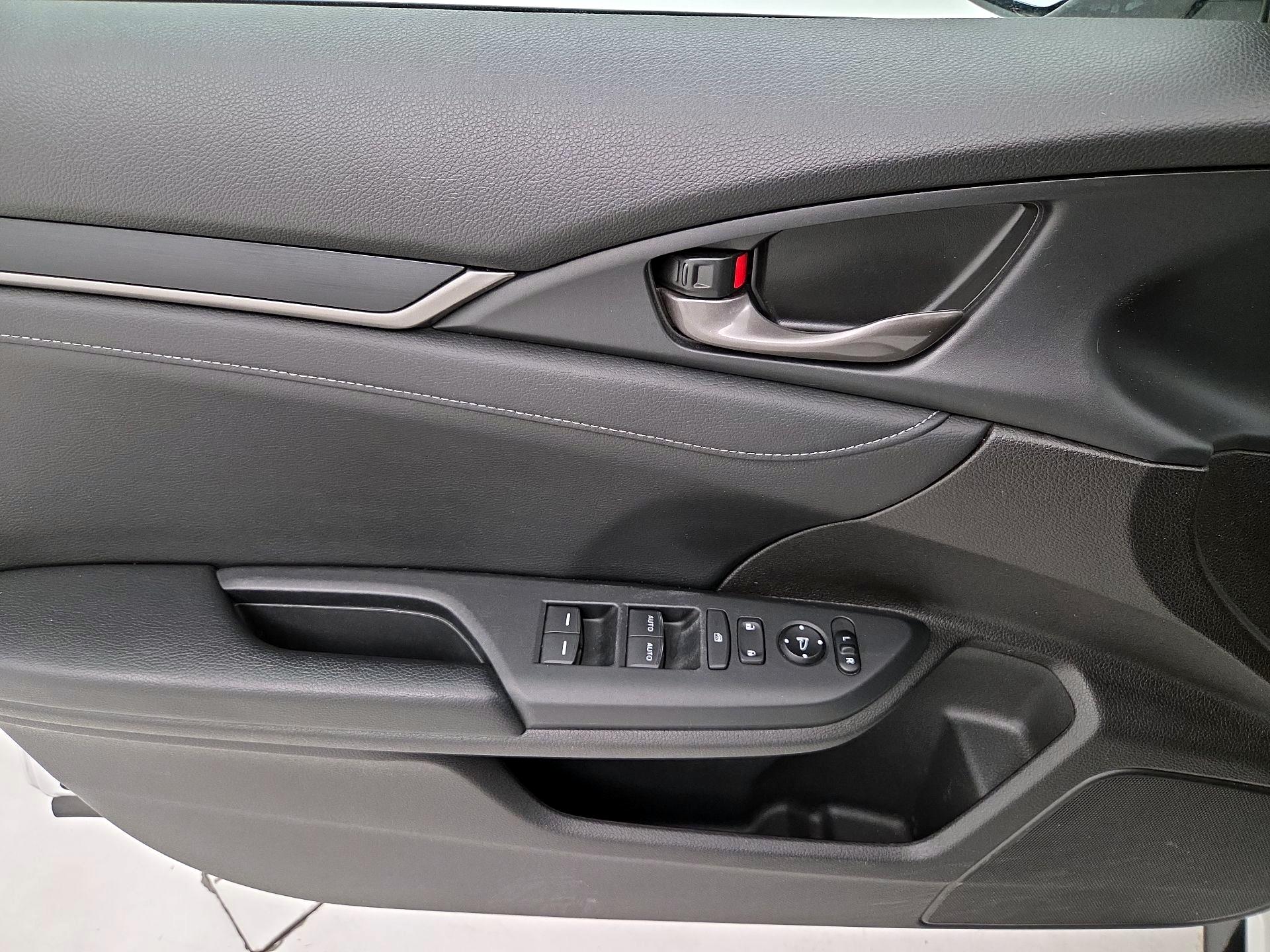 Thumbnail: 2021 Honda Civic - 10