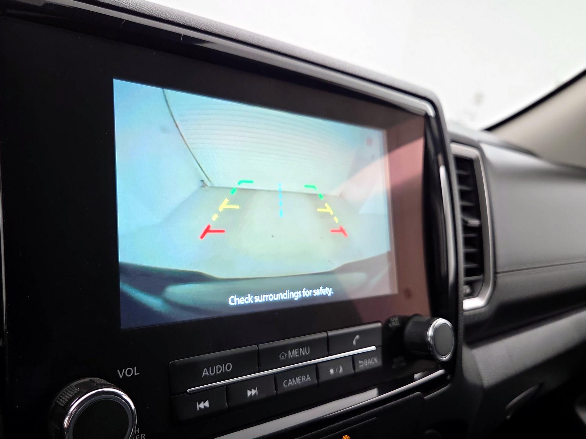 Thumbnail: 2022 Nissan Frontier - 12