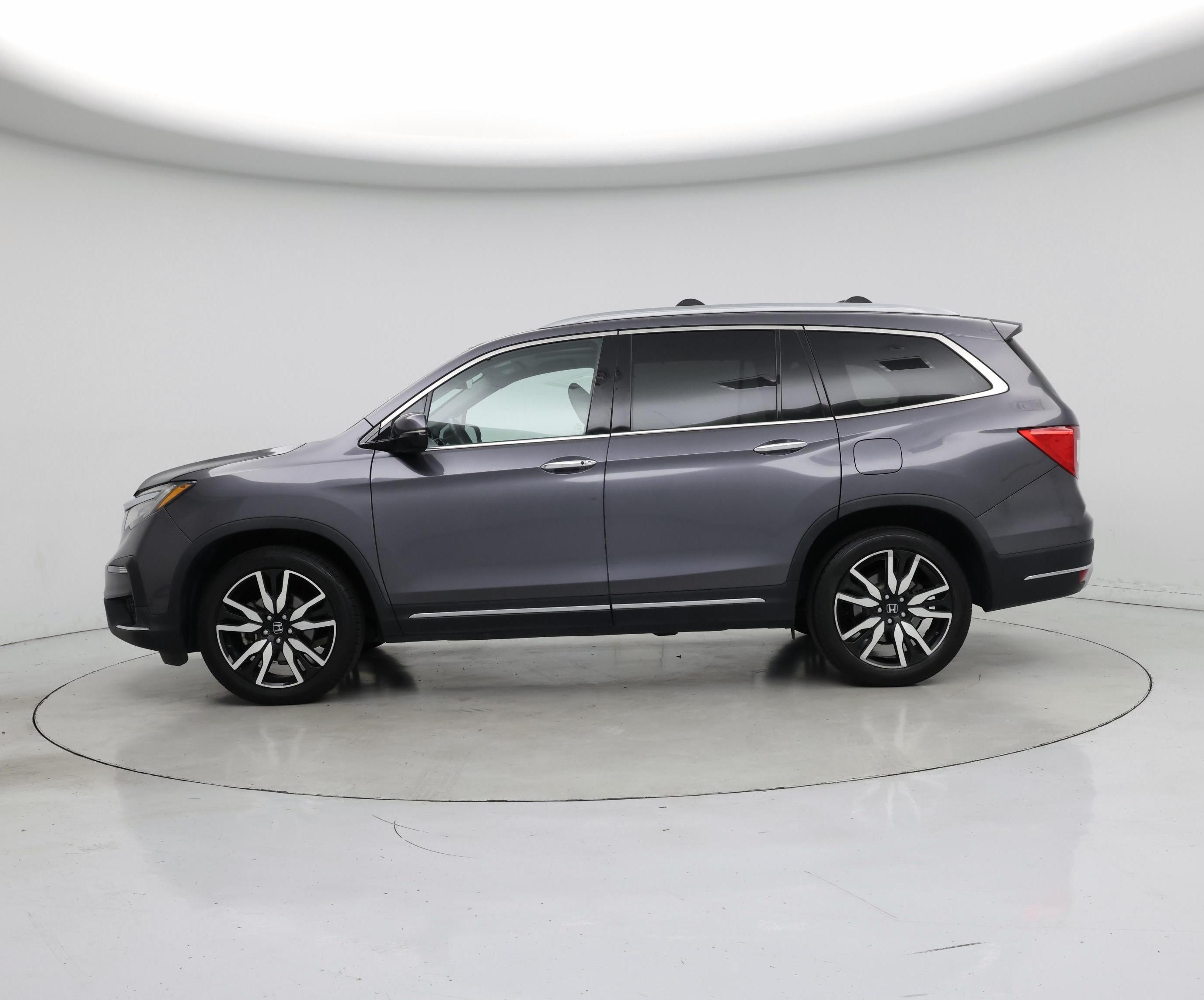 Thumbnail: 2019 Honda Pilot - 3