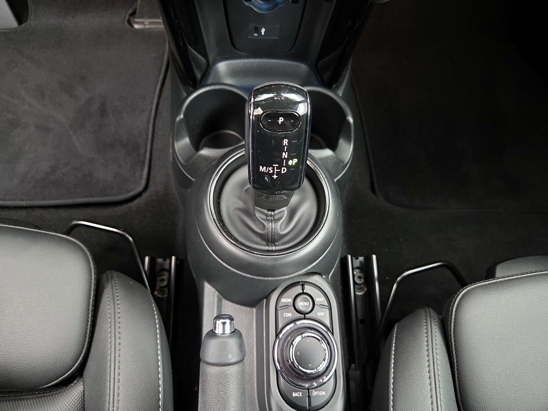 Thumbnail: 2024 MINI Cooper - 18