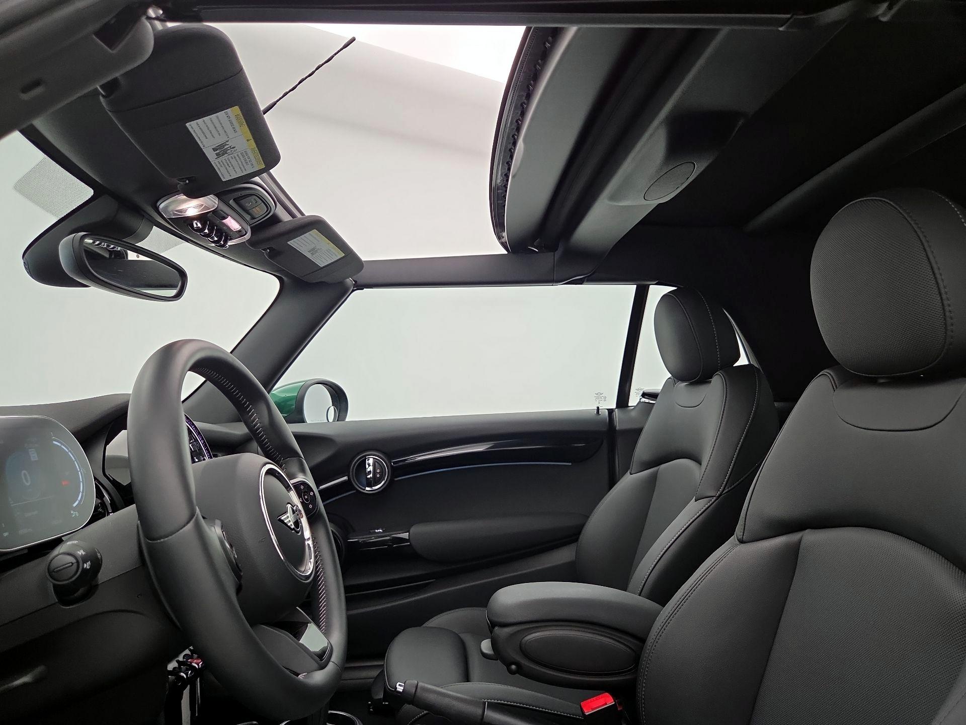 Thumbnail: 2024 MINI Cooper - 20