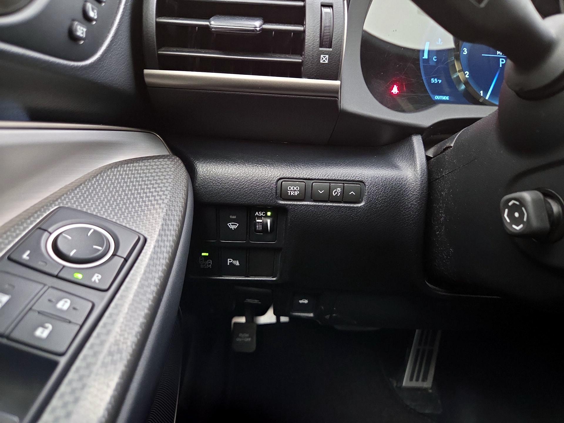 Thumbnail: 2017 Lexus RC - 13