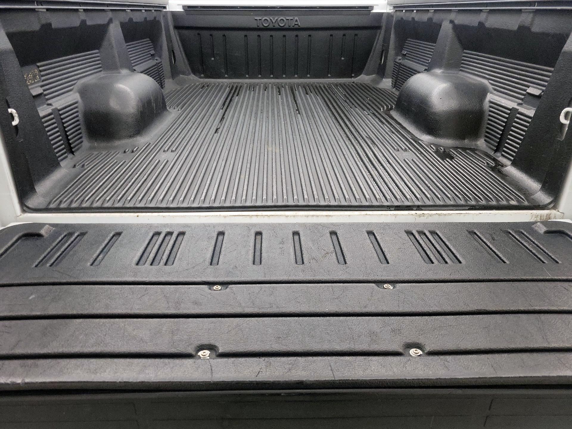 Thumbnail: 2017 Toyota Tundra - 20