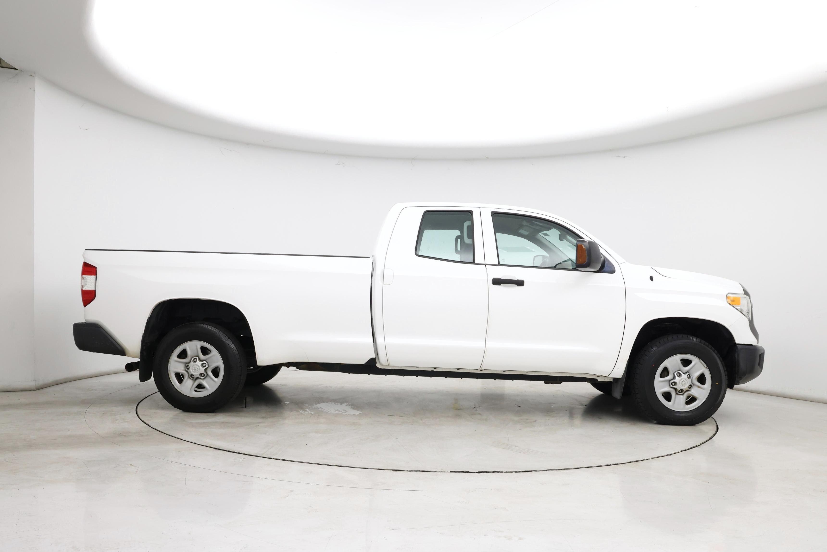 Thumbnail: 2017 Toyota Tundra - 7