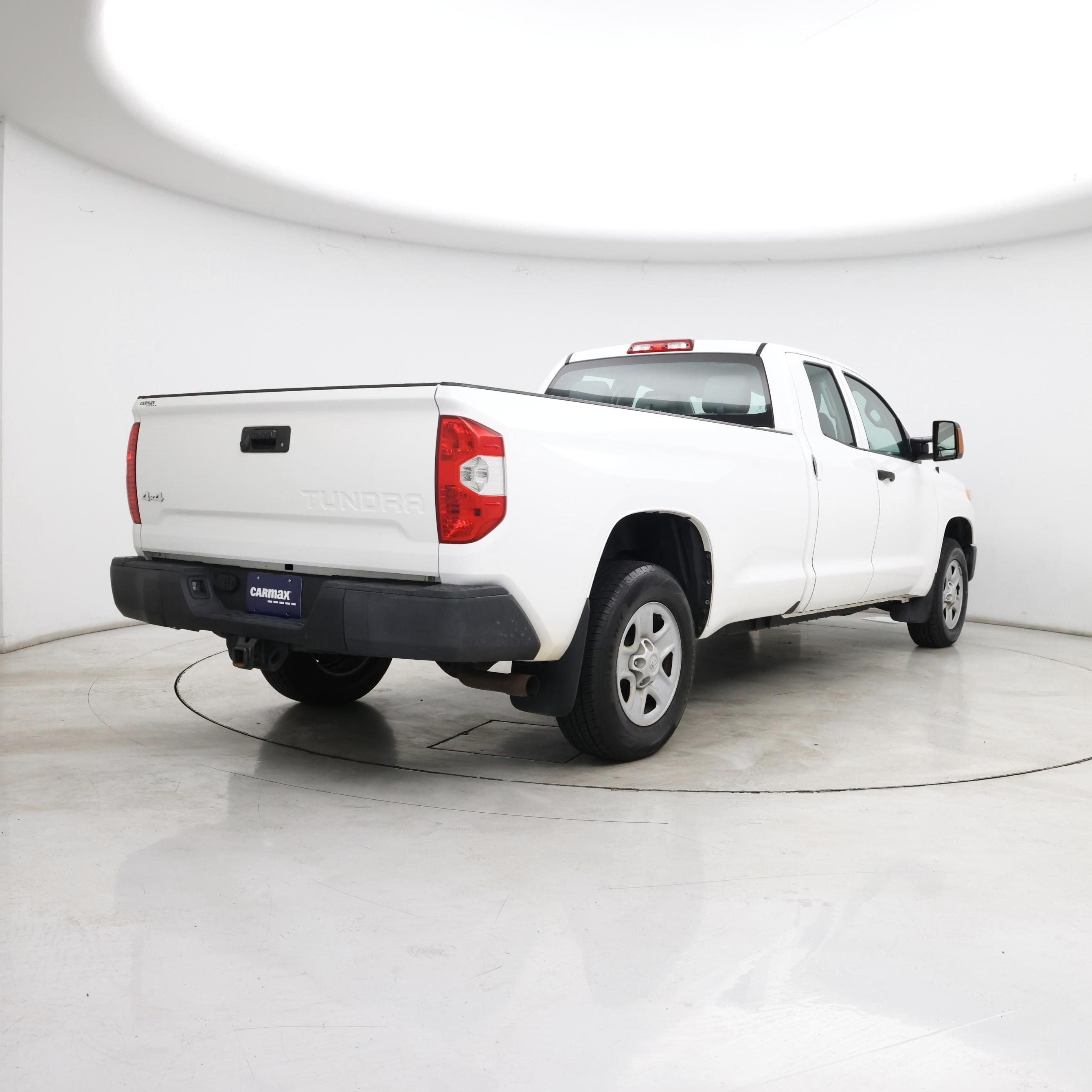 Thumbnail: 2017 Toyota Tundra - 8