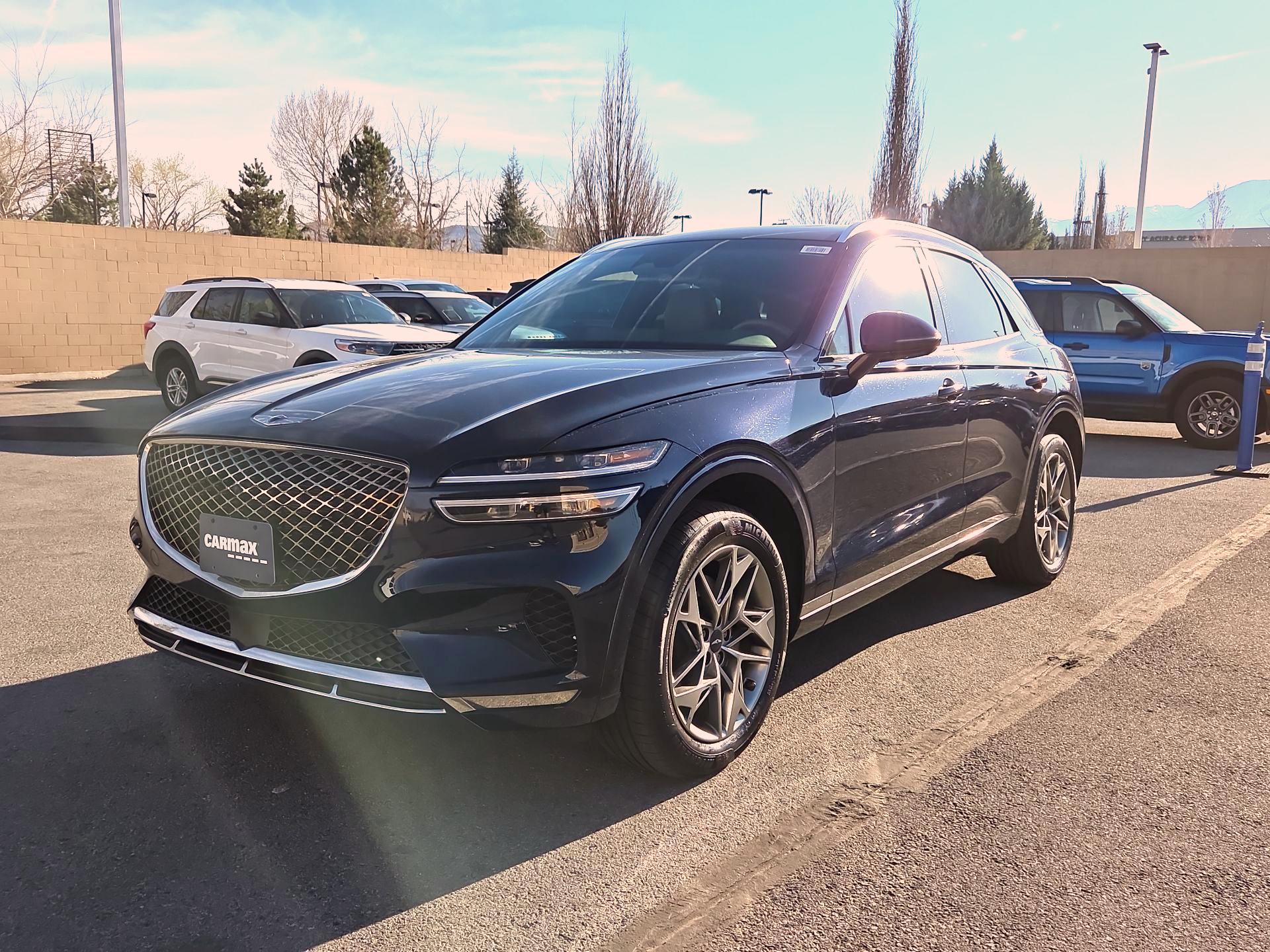 Thumbnail: 2022 Genesis GV70 - 3