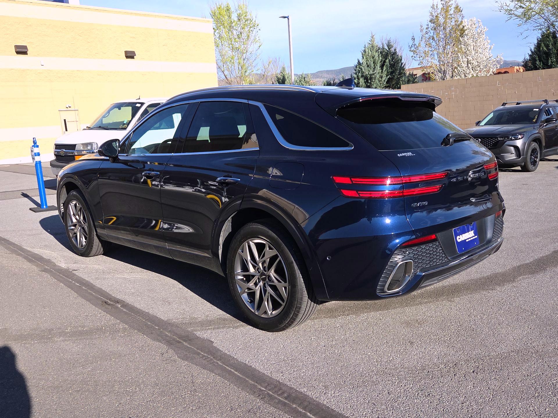 Thumbnail: 2022 Genesis GV70 - 7