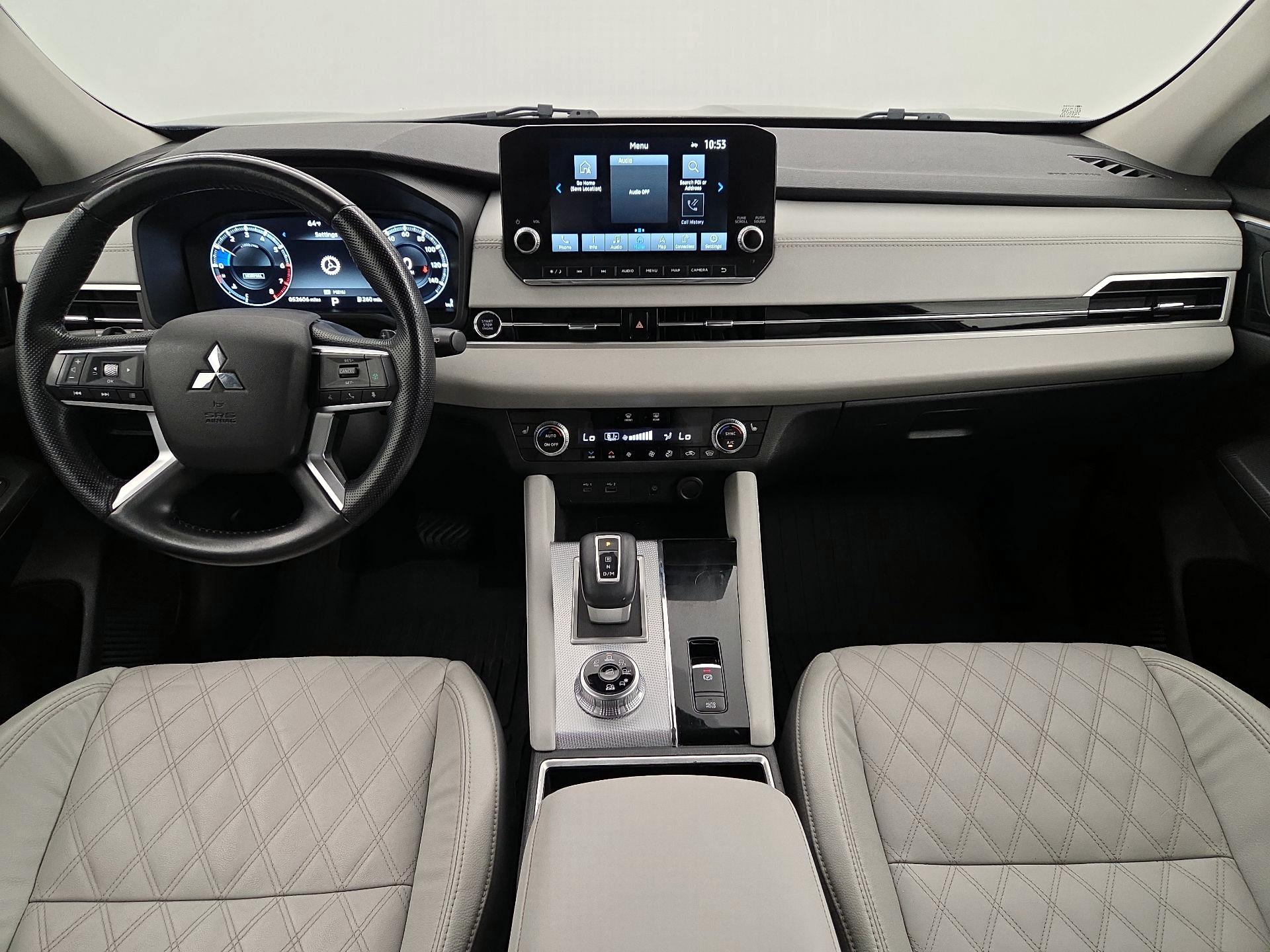 Thumbnail: 2022 Mitsubishi Outlander - 8