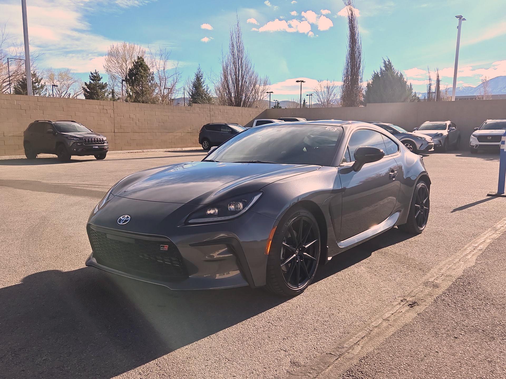 Thumbnail: 2023 Toyota GR86 - 3