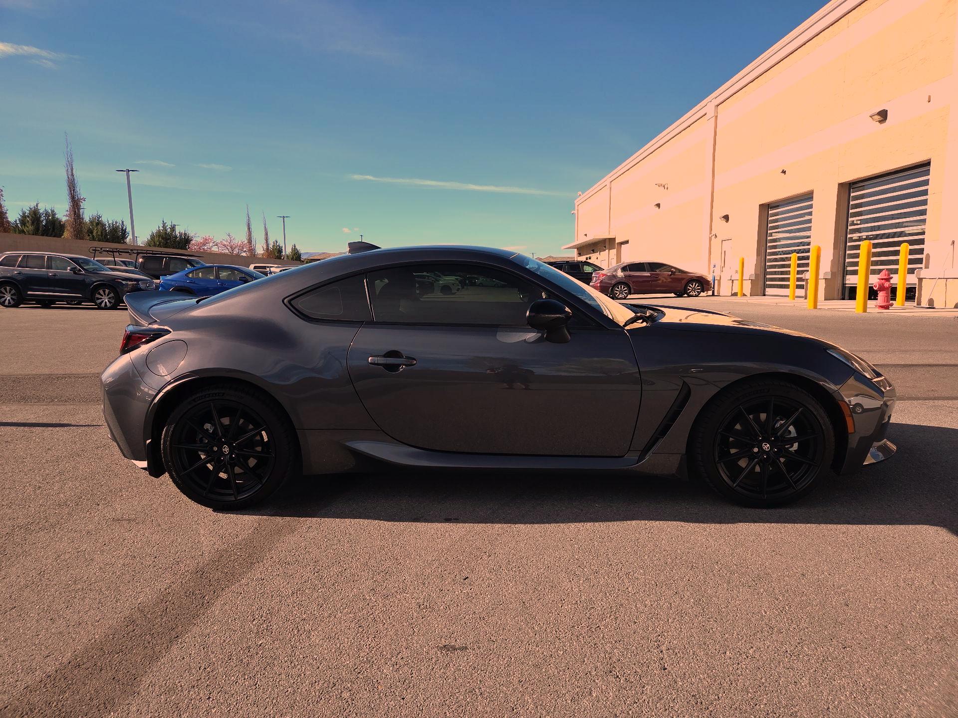 Thumbnail: 2023 Toyota GR86 - 4