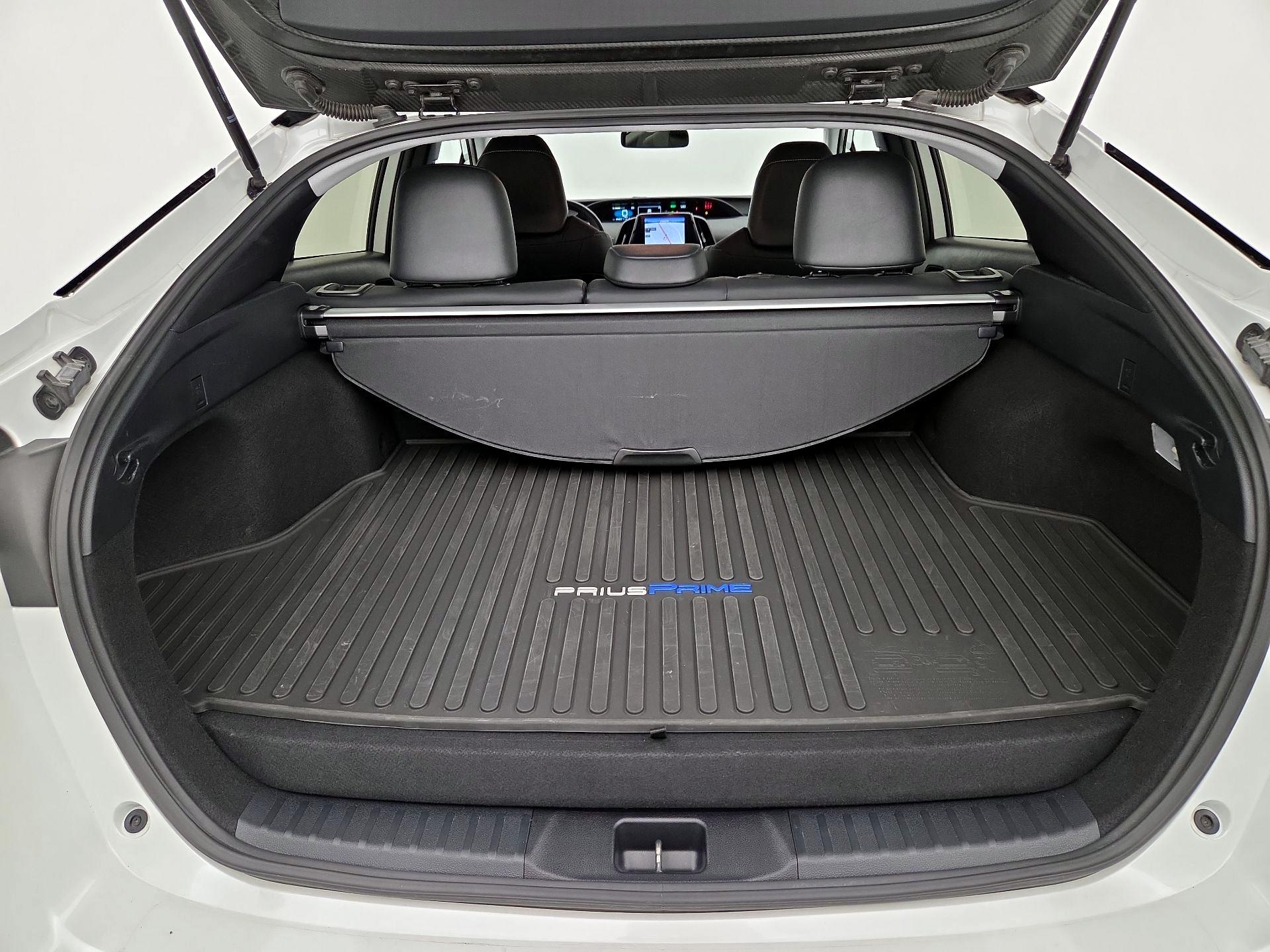 Thumbnail: 2021 Toyota Prius Prime - 20