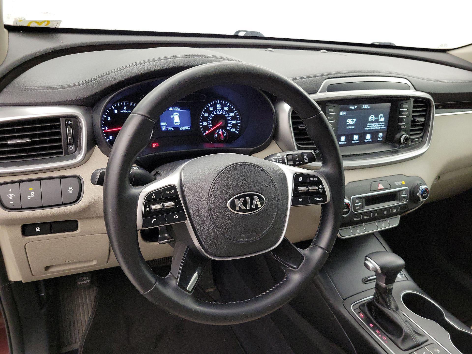 Thumbnail: 2020 Kia Sorento - 10
