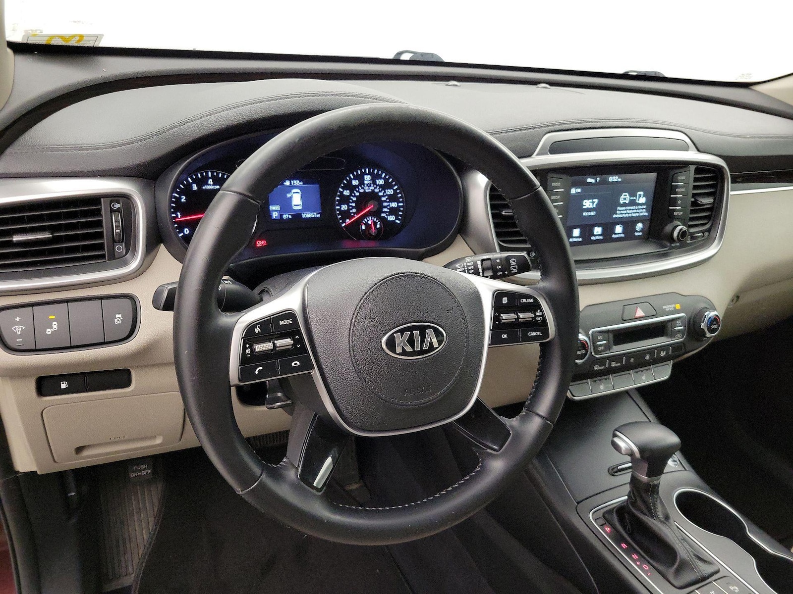 2020 Kia Sorento S - Photo 11