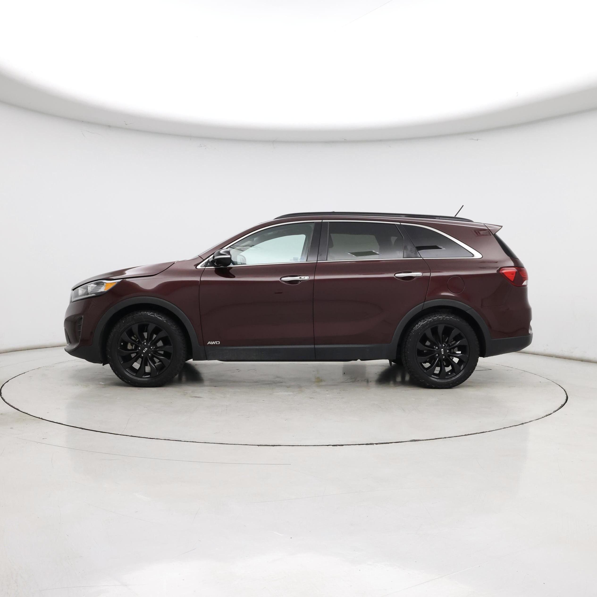 Thumbnail: 2020 Kia Sorento - 3