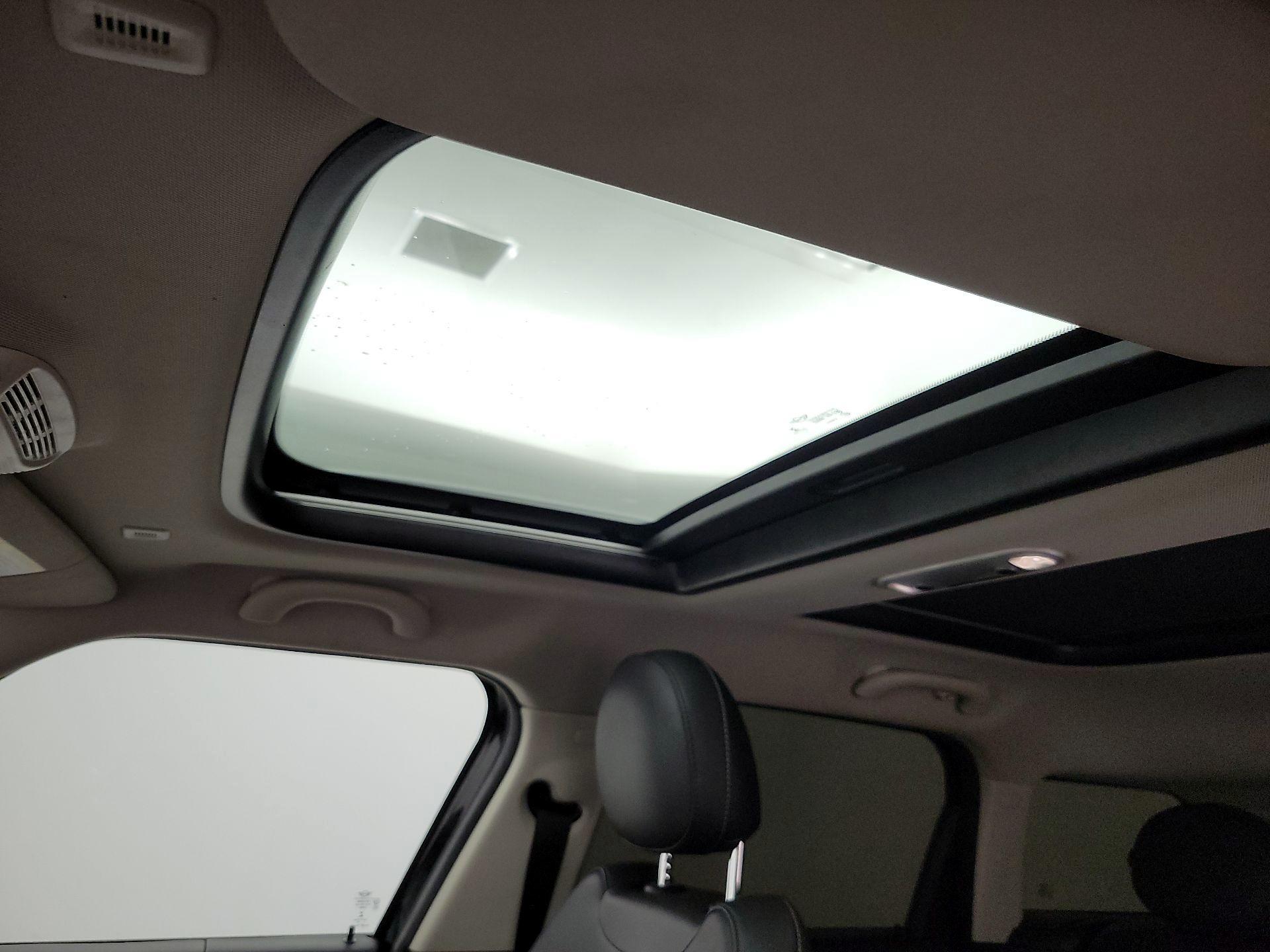 Thumbnail: 2019 MINI Cooper Countryman - 19