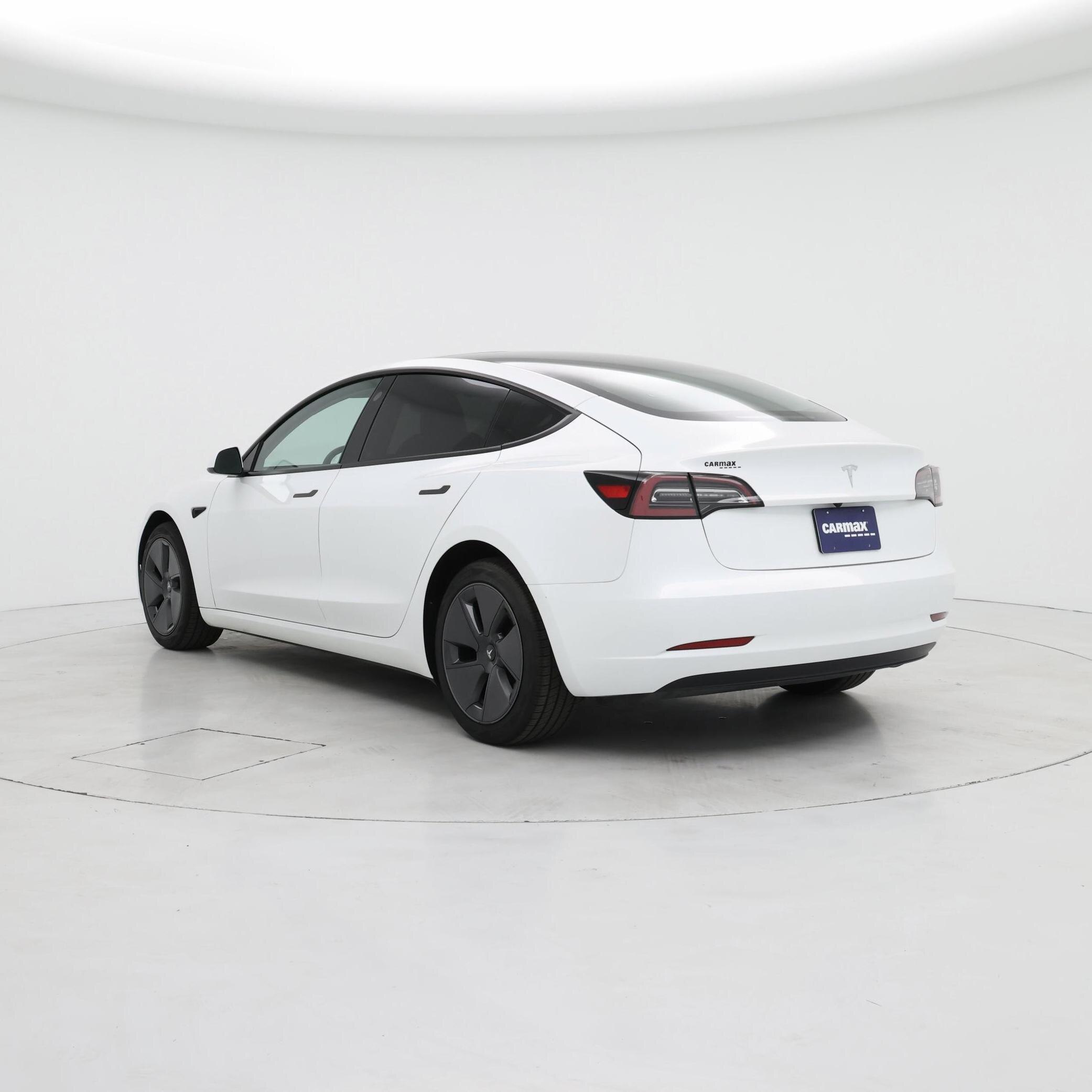 Thumbnail: 2023 Tesla Model 3 - 2