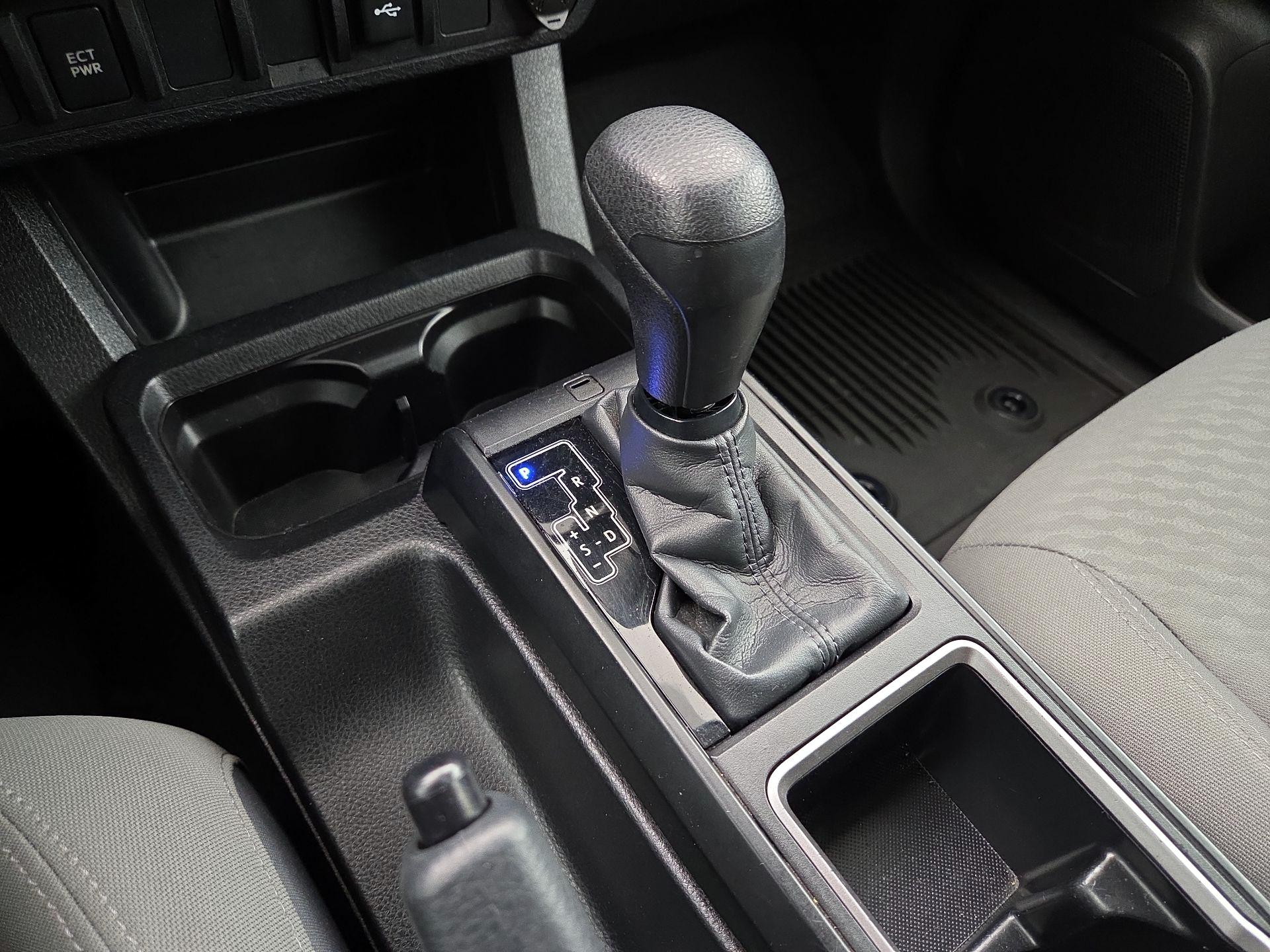 Thumbnail: 2023 Toyota Tacoma - 17