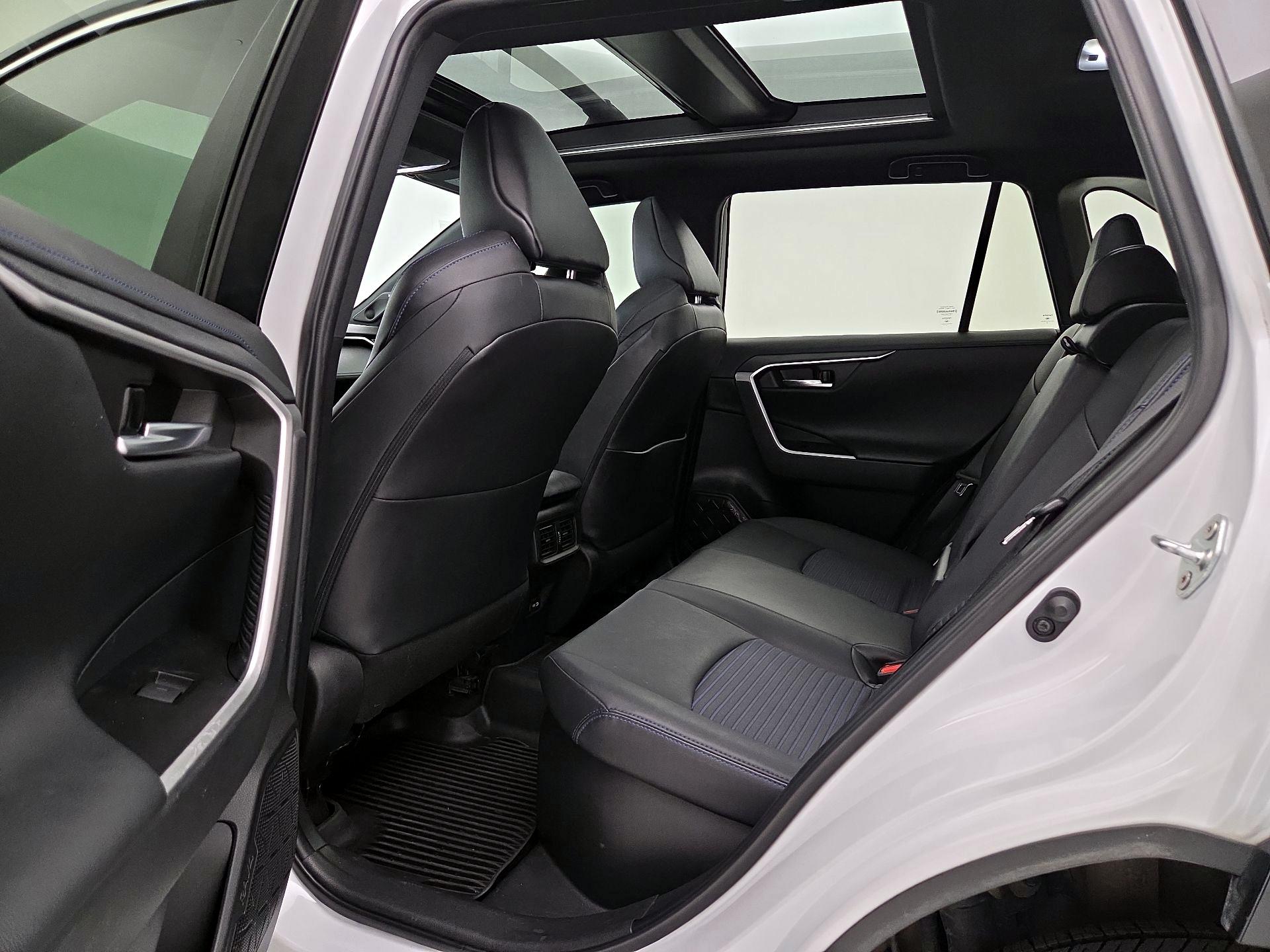Thumbnail: 2023 Toyota RAV4 - 18