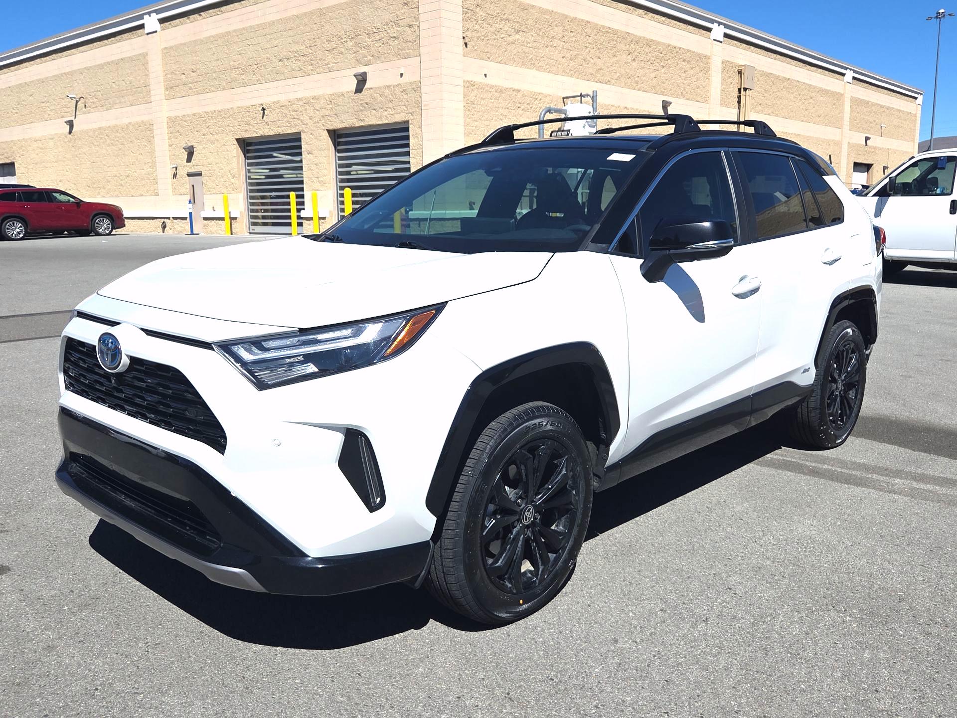 Thumbnail: 2023 Toyota RAV4 - 3