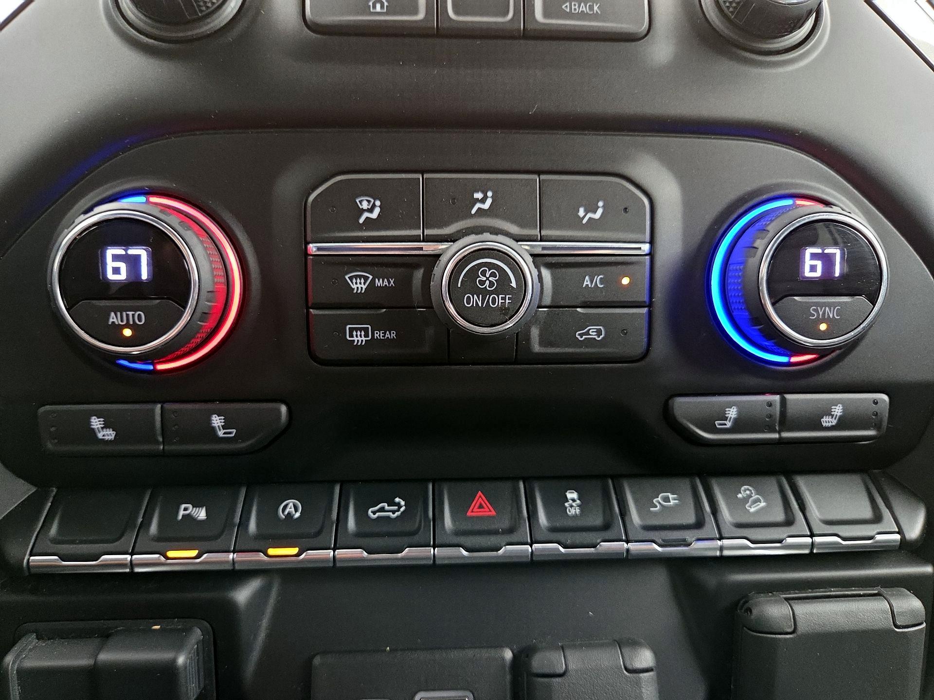 Thumbnail: 2021 Chevrolet Silverado 1500 - 16