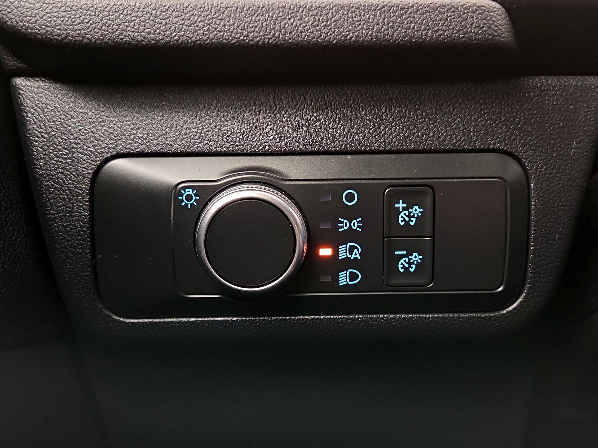 Thumbnail: 2020 Ford Escape - 13