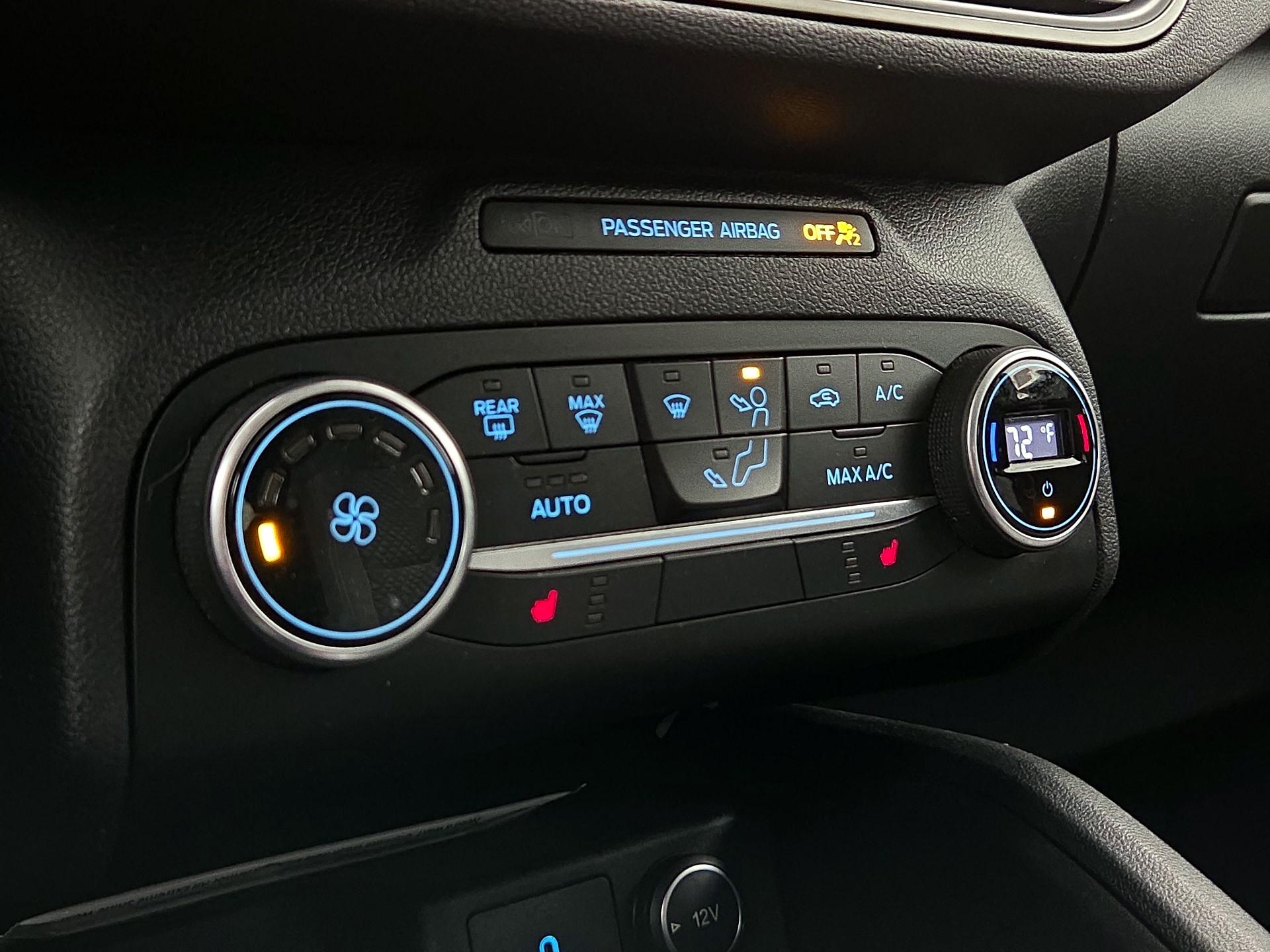 Thumbnail: 2020 Ford Escape - 16