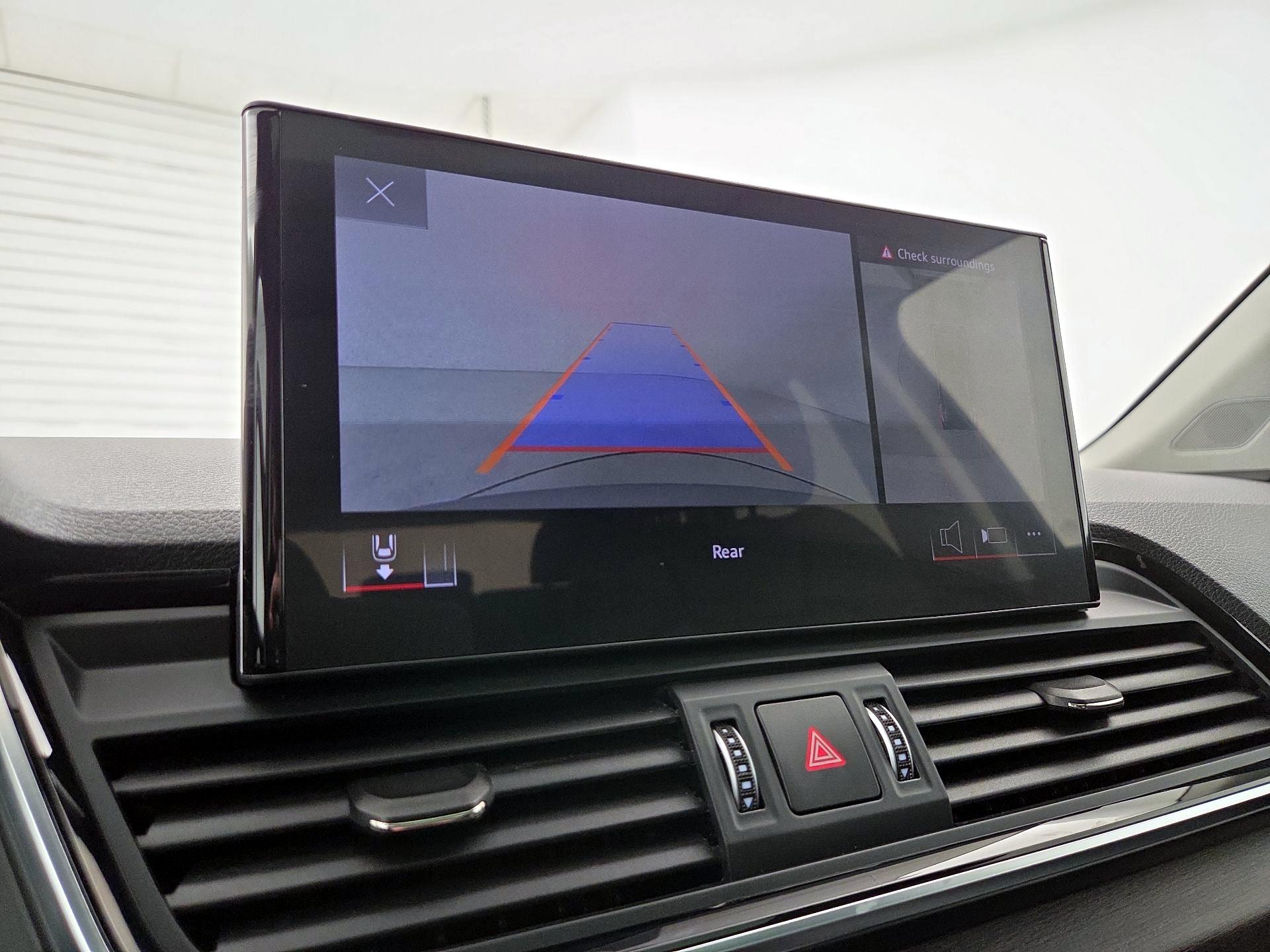 Thumbnail: 2021 Audi Q5 - 15