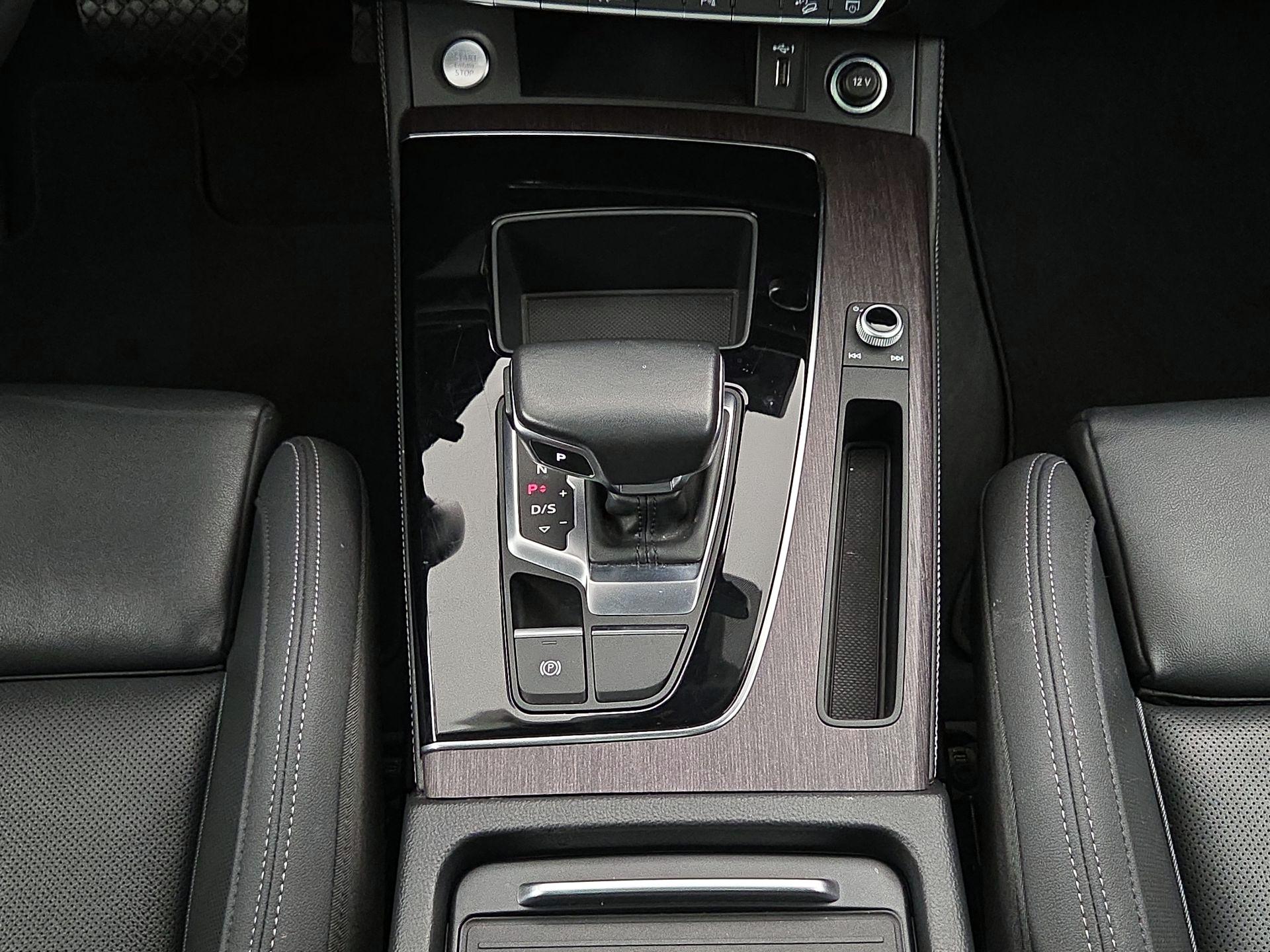 Thumbnail: 2021 Audi Q5 - 18