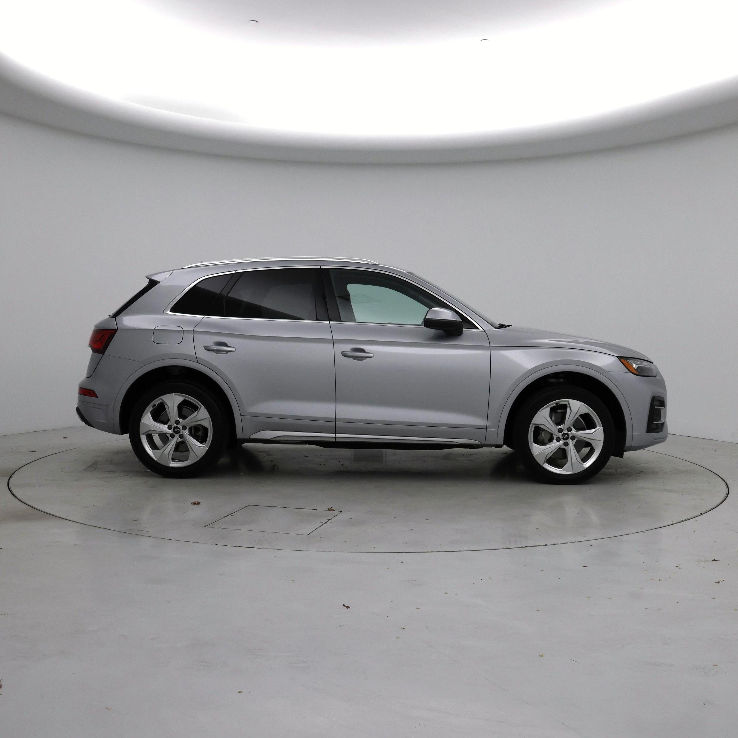 Thumbnail: 2021 Audi Q5 - 7