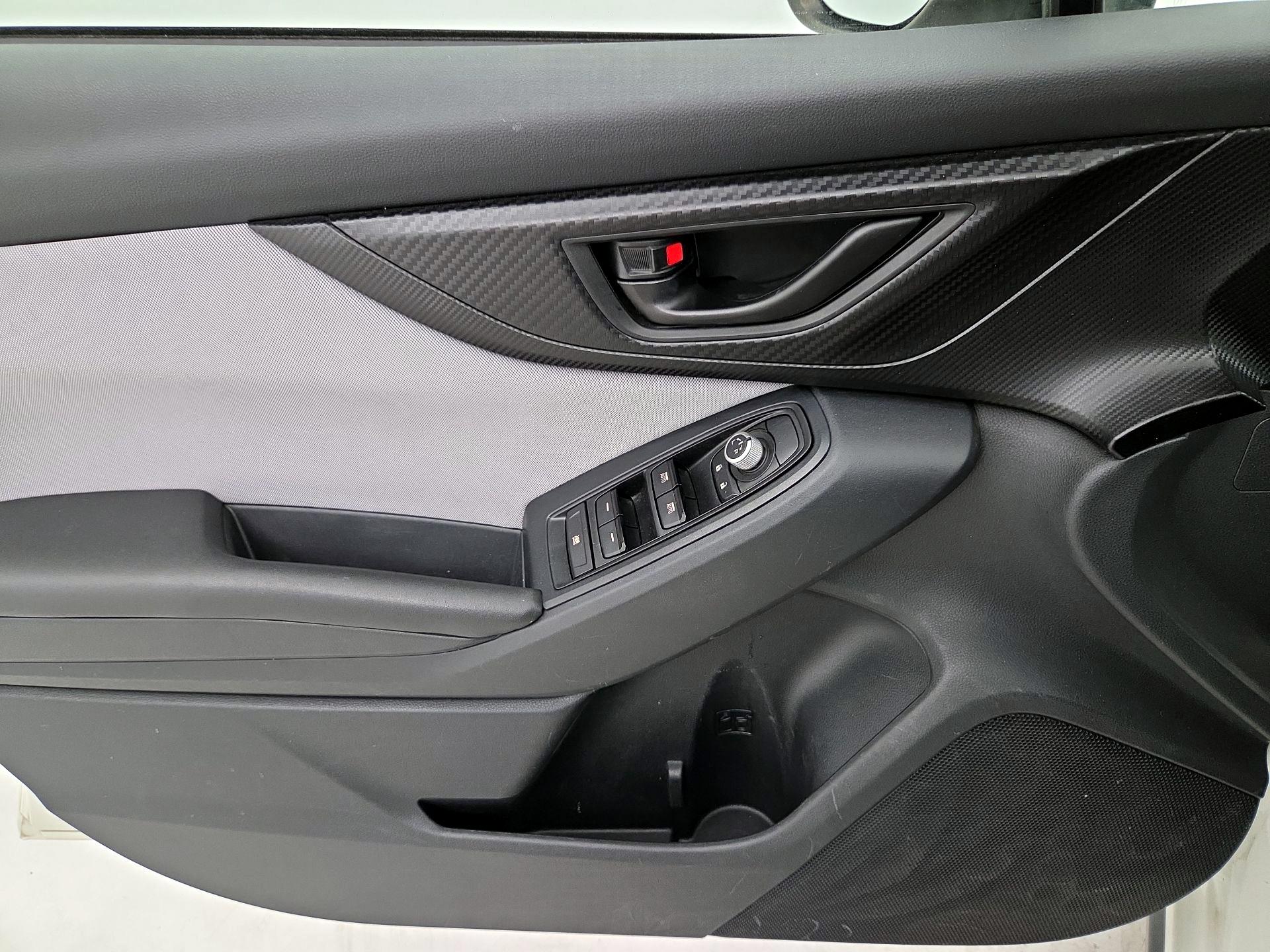 Thumbnail: 2020 Subaru Crosstrek - 10