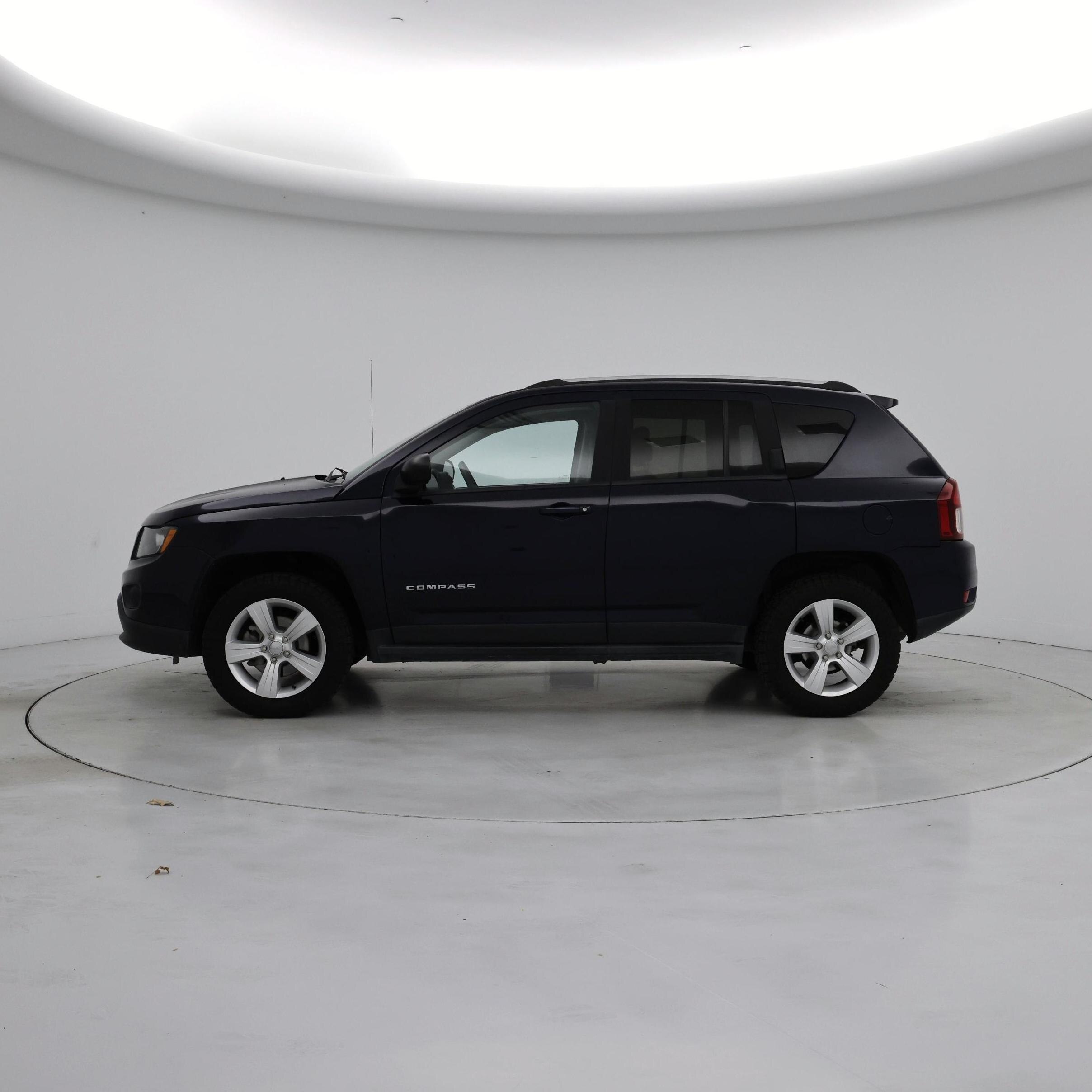 Thumbnail: 2016 Jeep Compass - 3