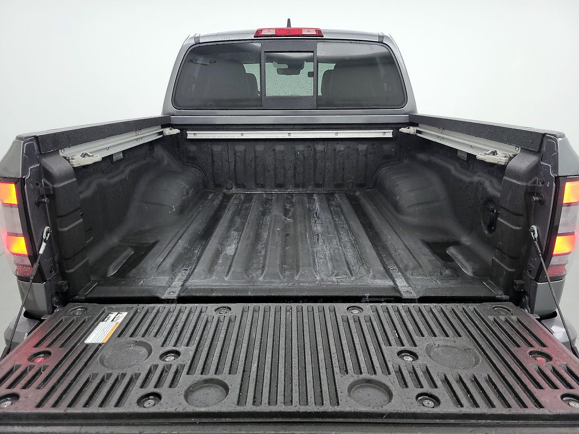 Thumbnail: 2022 Nissan Frontier - 20